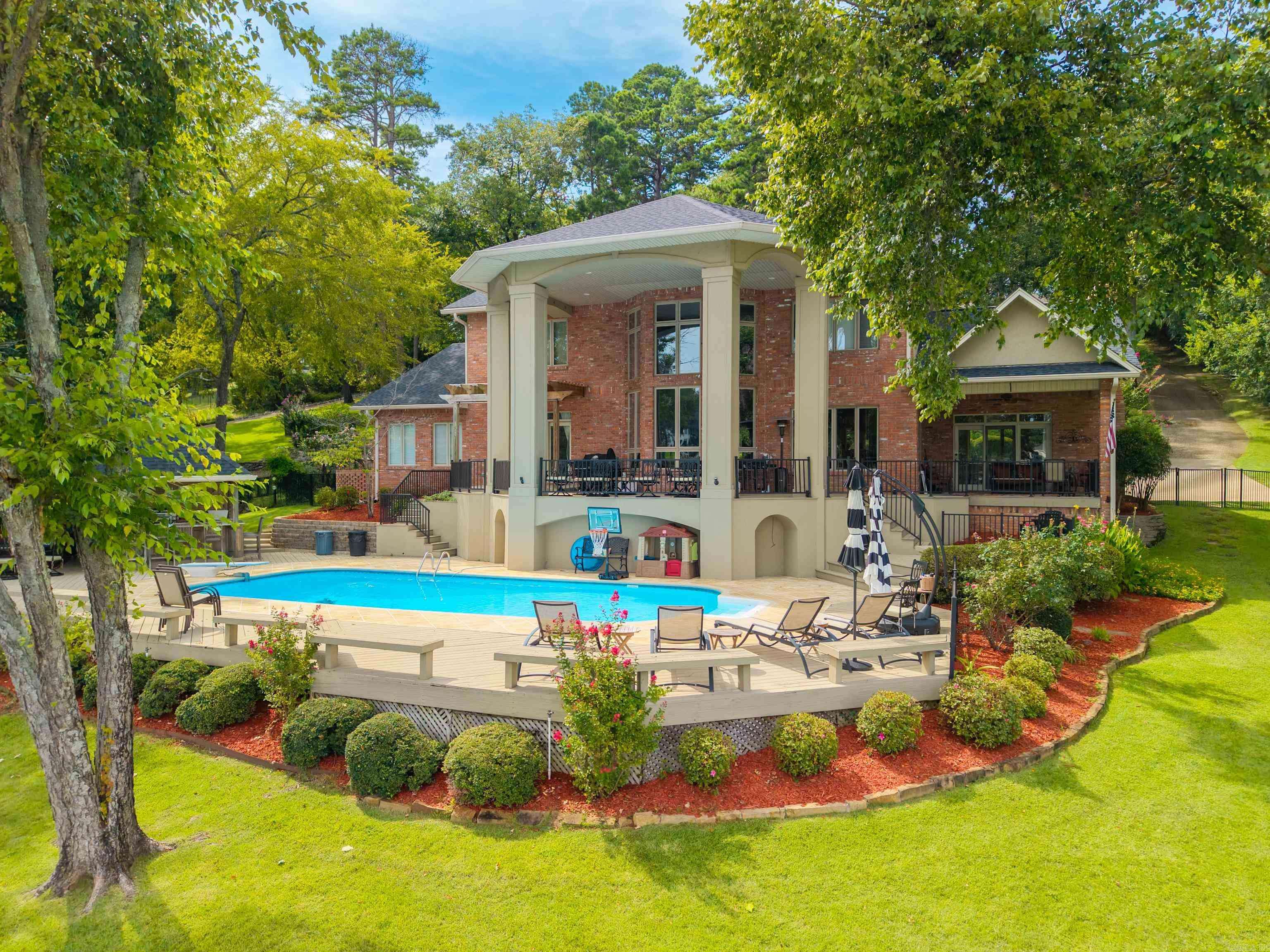 Hot Springs, AR 71913,118 Legend Circle