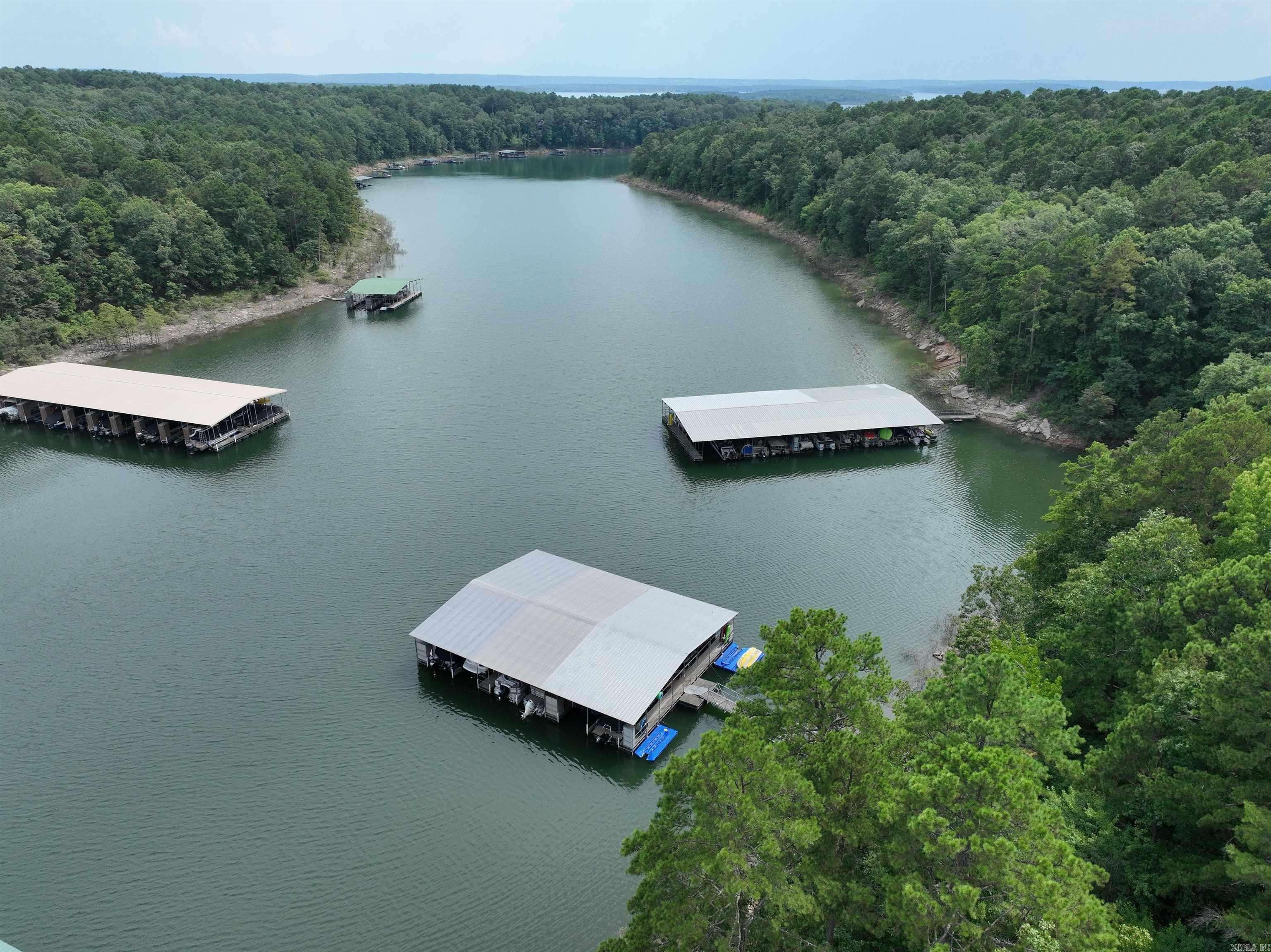 Greers Ferry, AR 72067,90 Stone Cr.