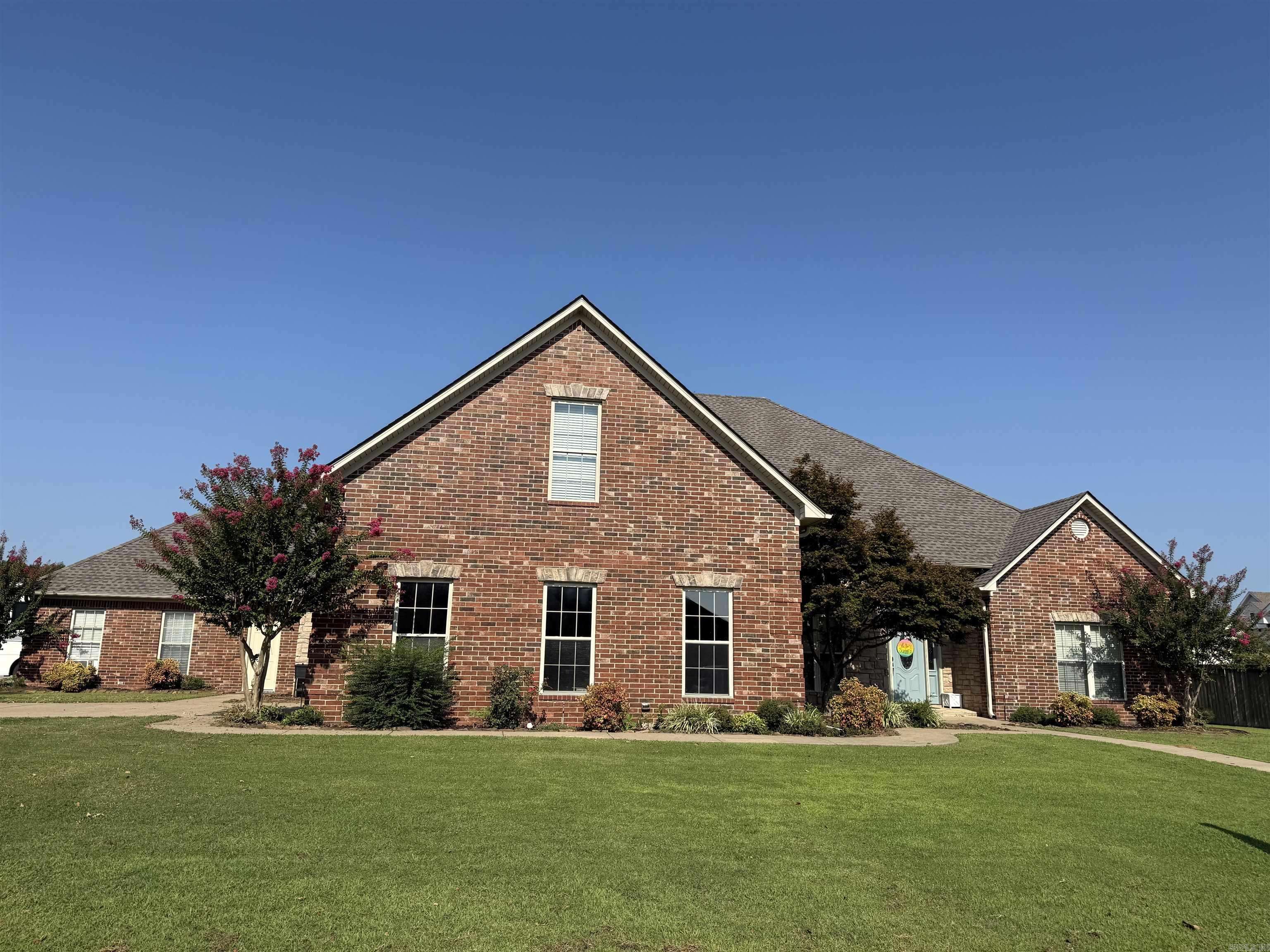 Vilonia, AR 72173,23 Kalli