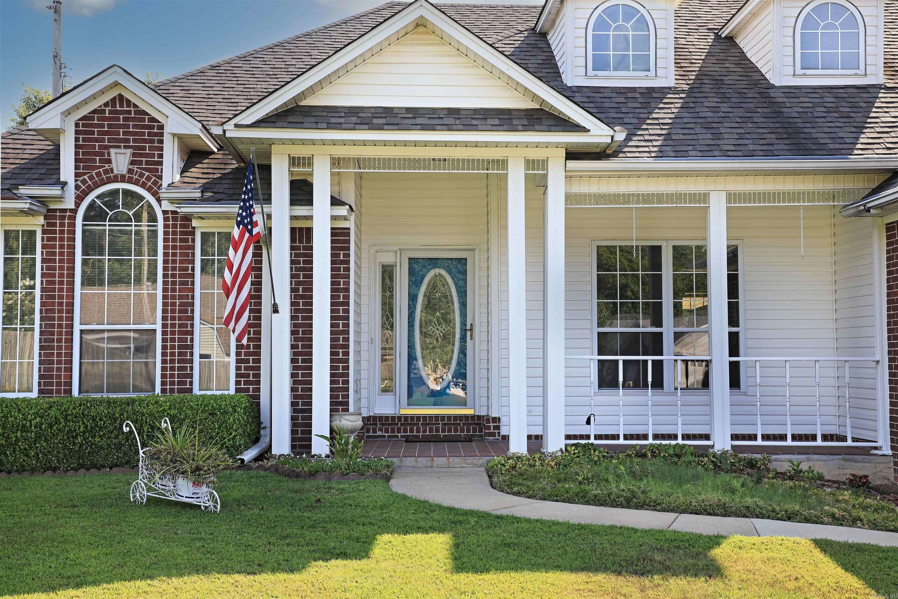 Redfield, AR 72132,702 Honeysuckle Hills Court