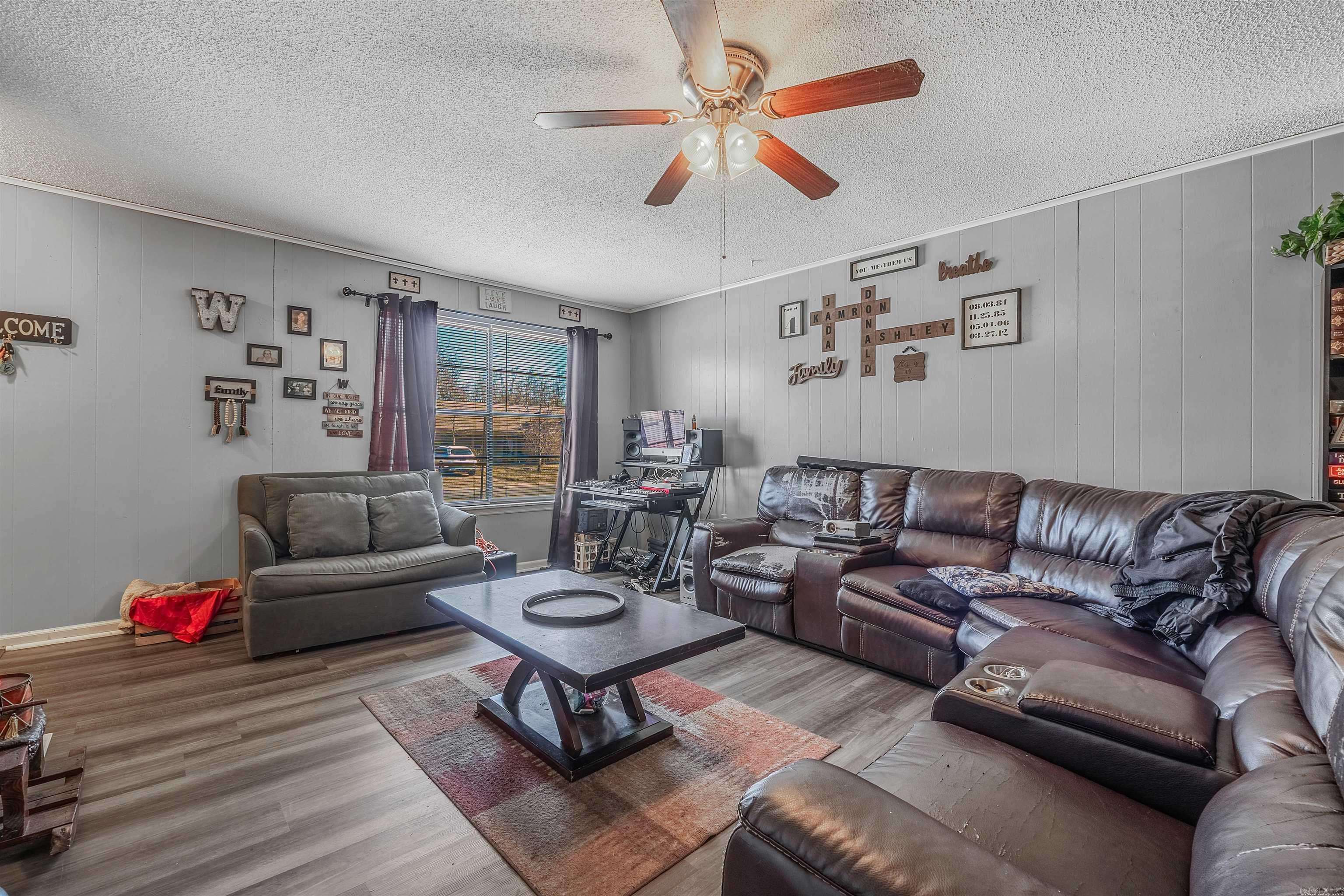 Sherwood, AR 72120,615 & 617 Brierly Dr