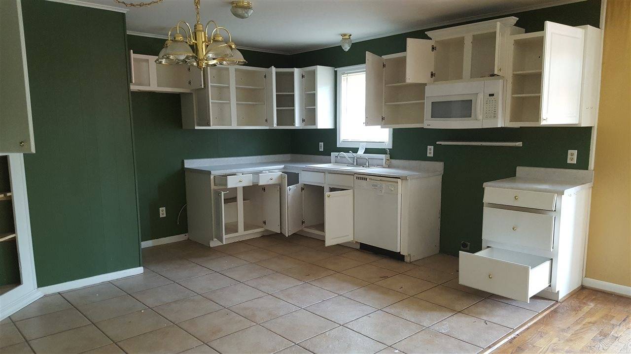 Cherokee Village, AR 72529,11 sequoyah ridge Road