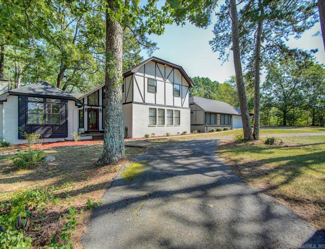 Hot Springs, AR 71913,127 Carnation Place