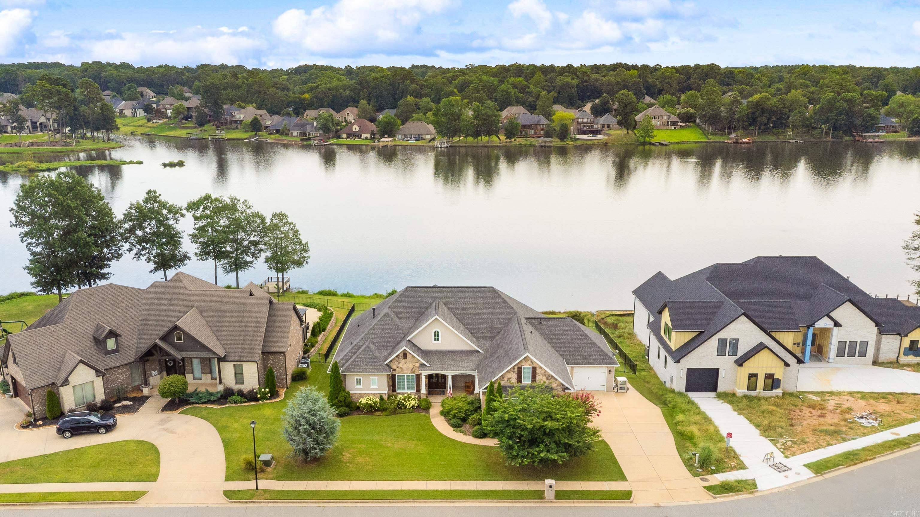 Benton, AR 72019,7514 Shoreline Boulevard