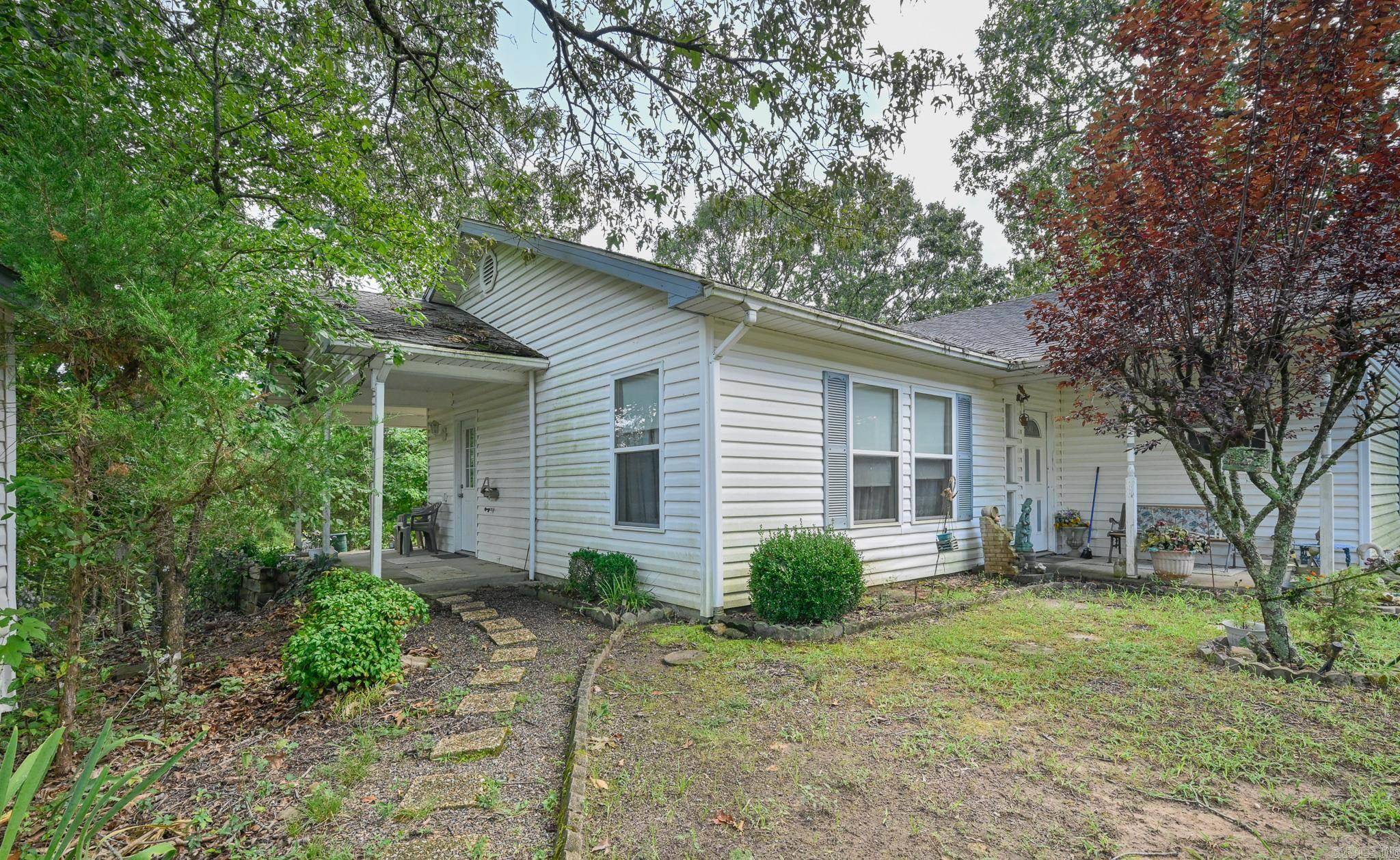 Mena, AR 71953-0000,103 Pine Hollow Lane