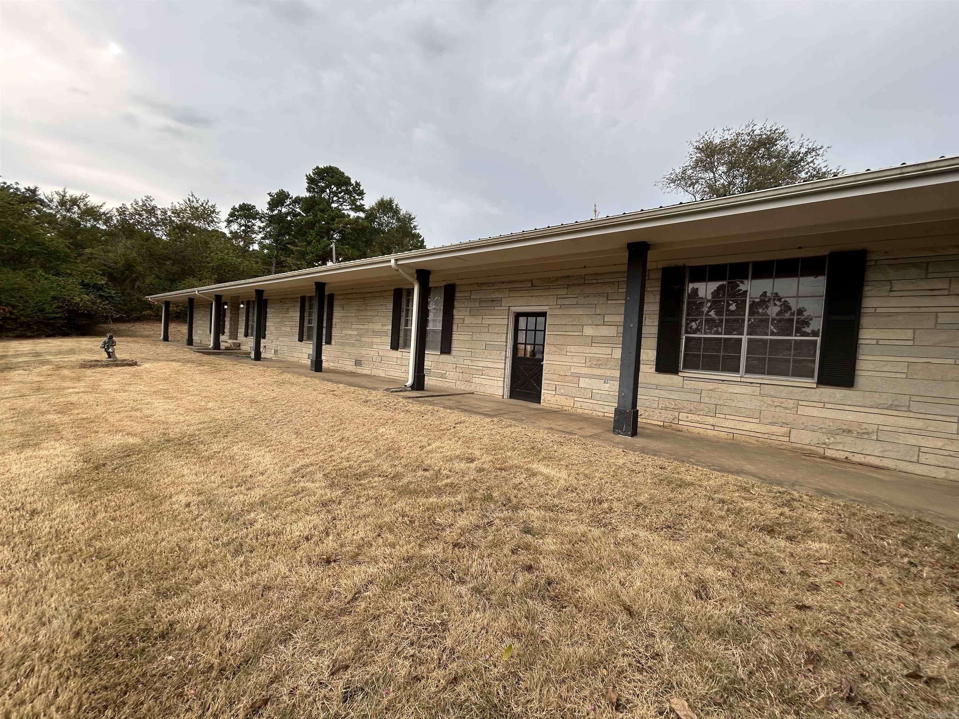 Morrilton, AR 72110,2369 Hwy 64