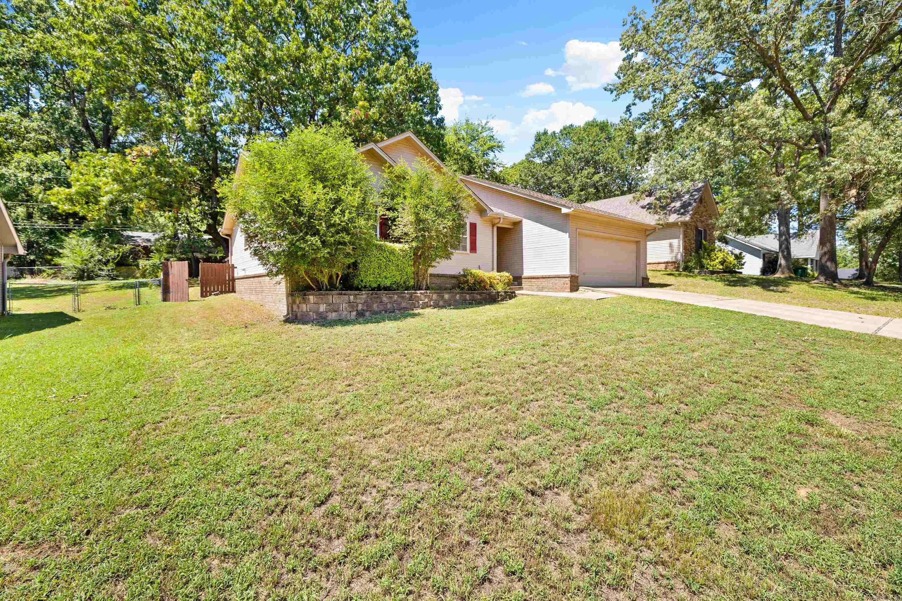 Benton, AR 72015,3007 Oakbrook