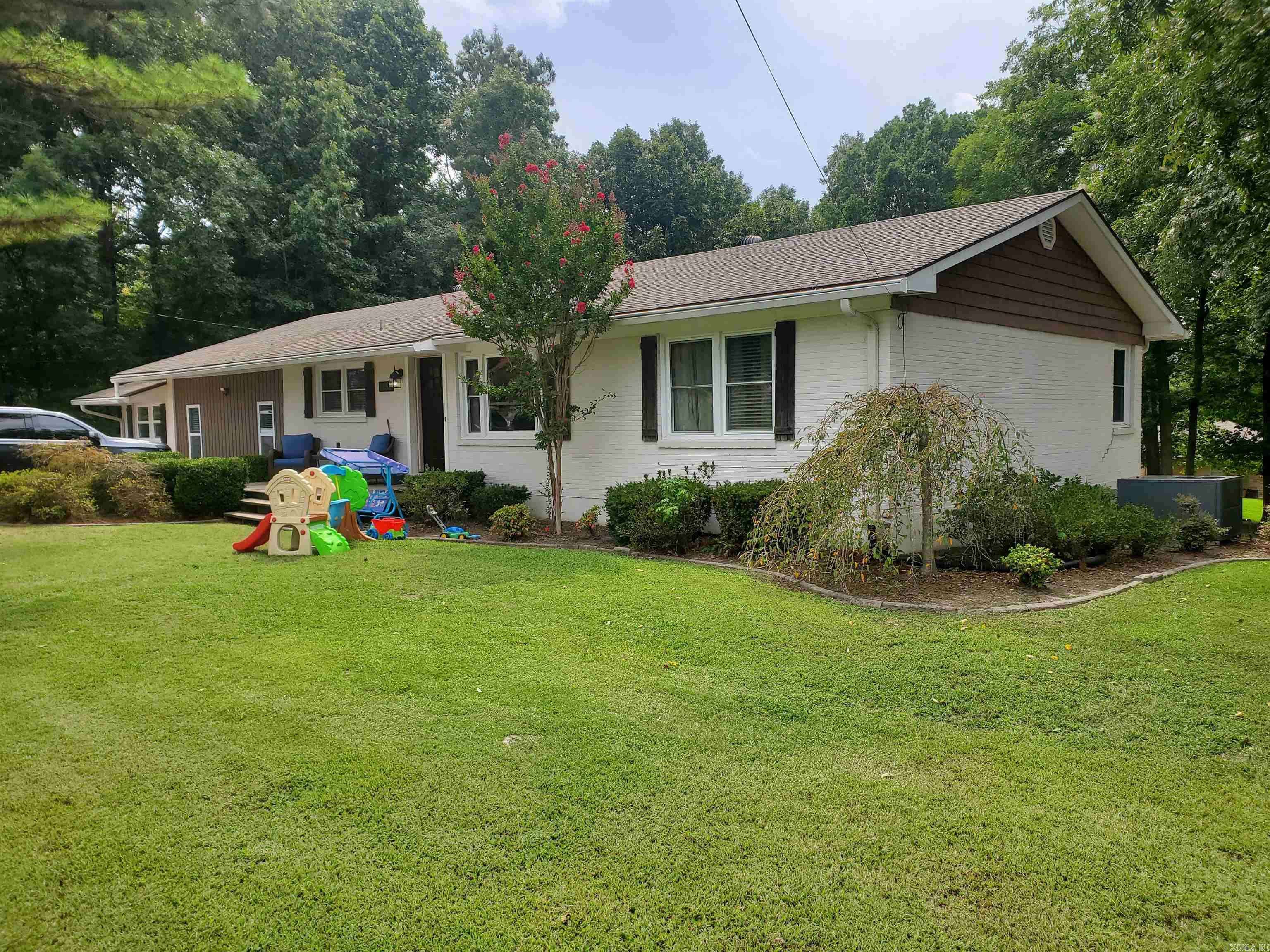 Piggott, AR 72454,1252 N 4th Avenue