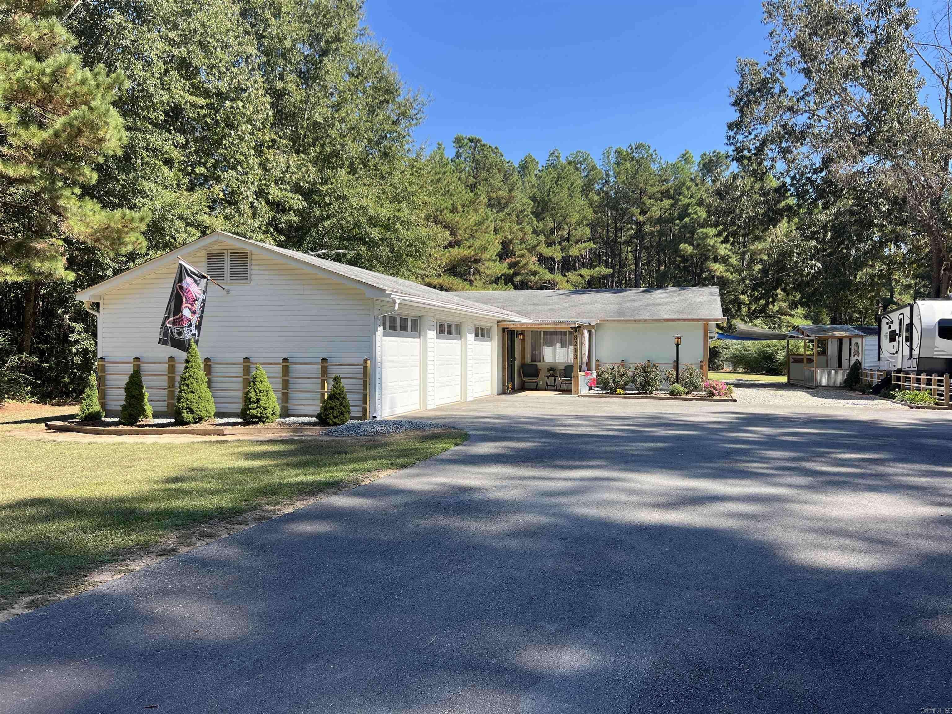 Pine Bluff, AR 71603,8213 Old Warren Road