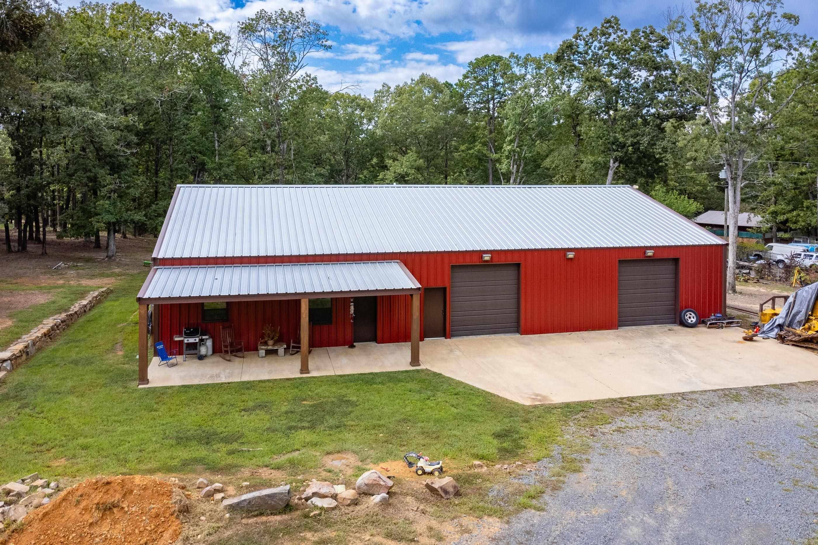 Bigelow, AR 72016,9 Smith Lane