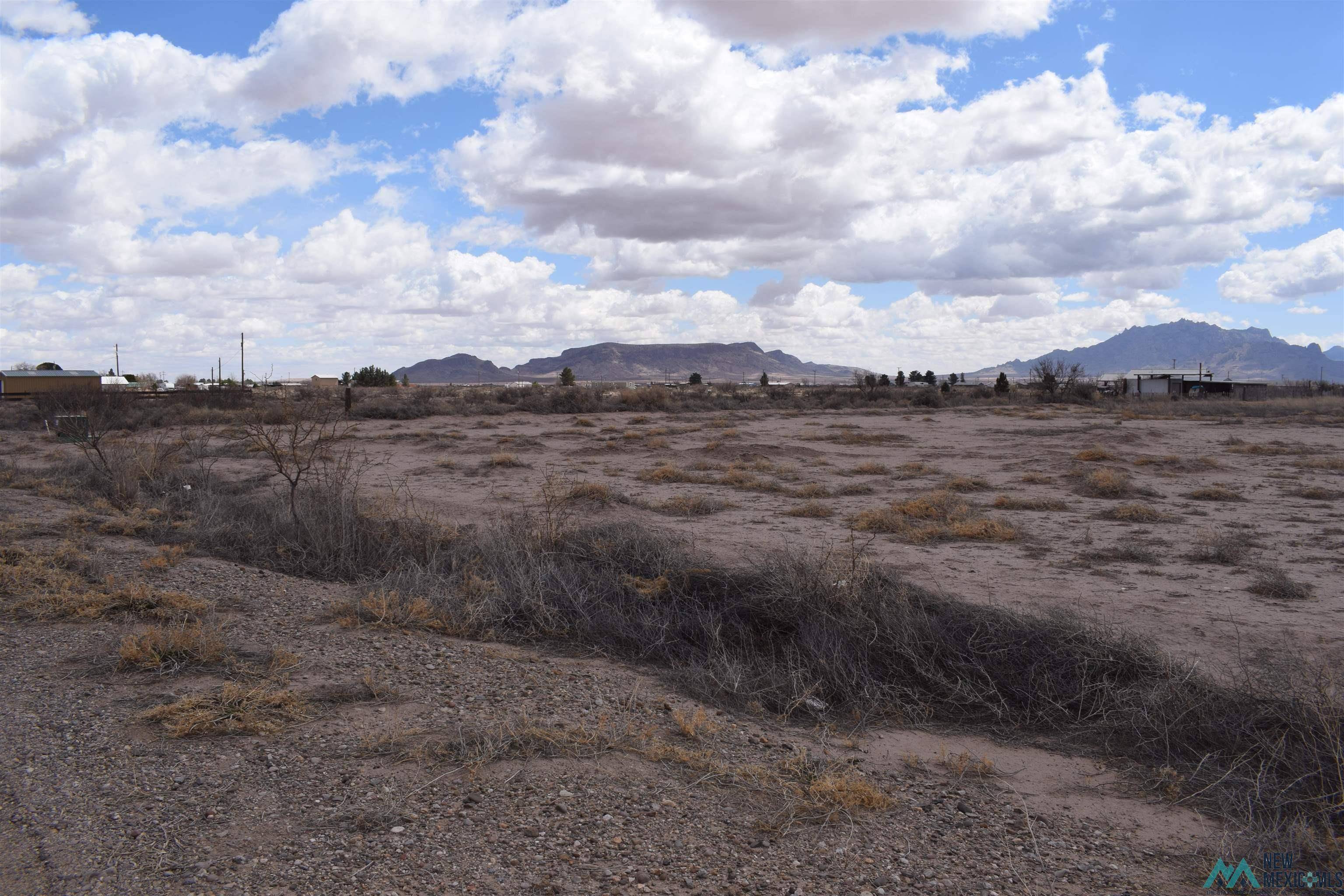 Deming, NM 88030,XXXX Angus RD SE  Block 4 LOT 10