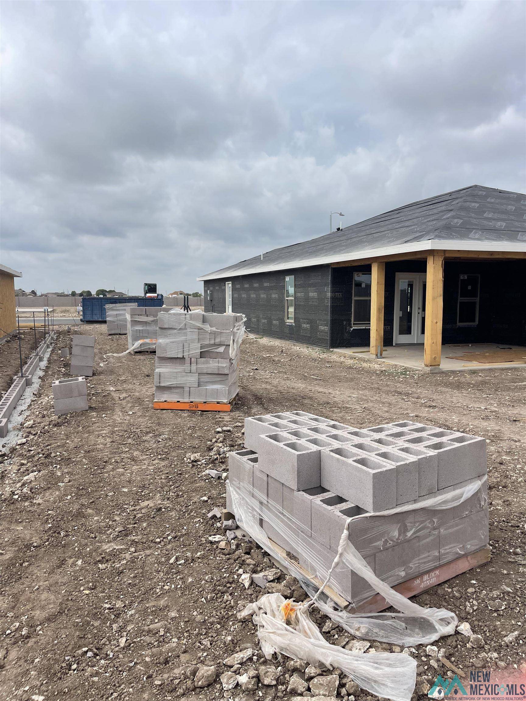 Hobbs, NM 88242,6436 N Meadowlands Drive