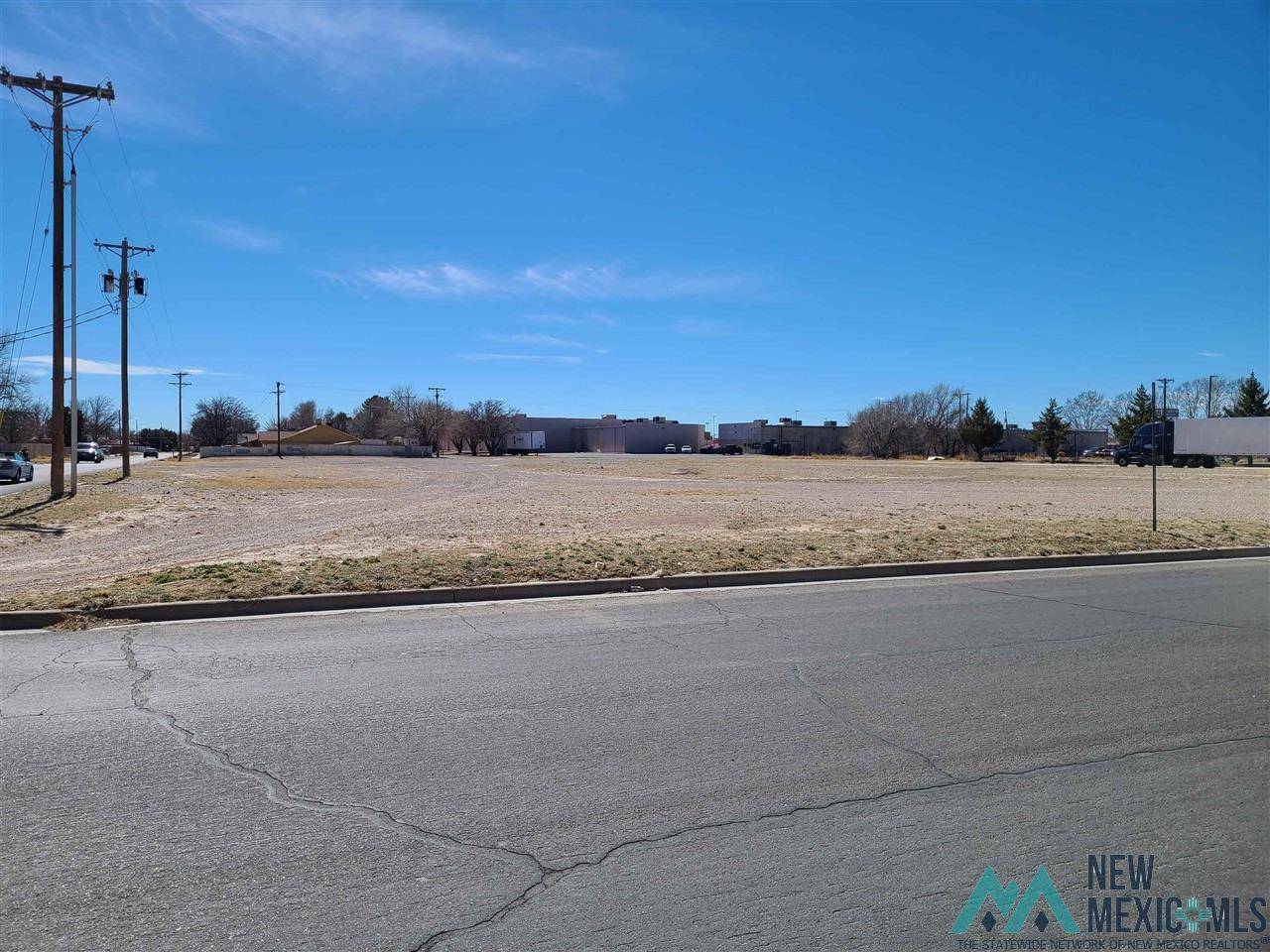 Roswell, NM 88201-0000,100 E Wilshire Blvd Boulevard