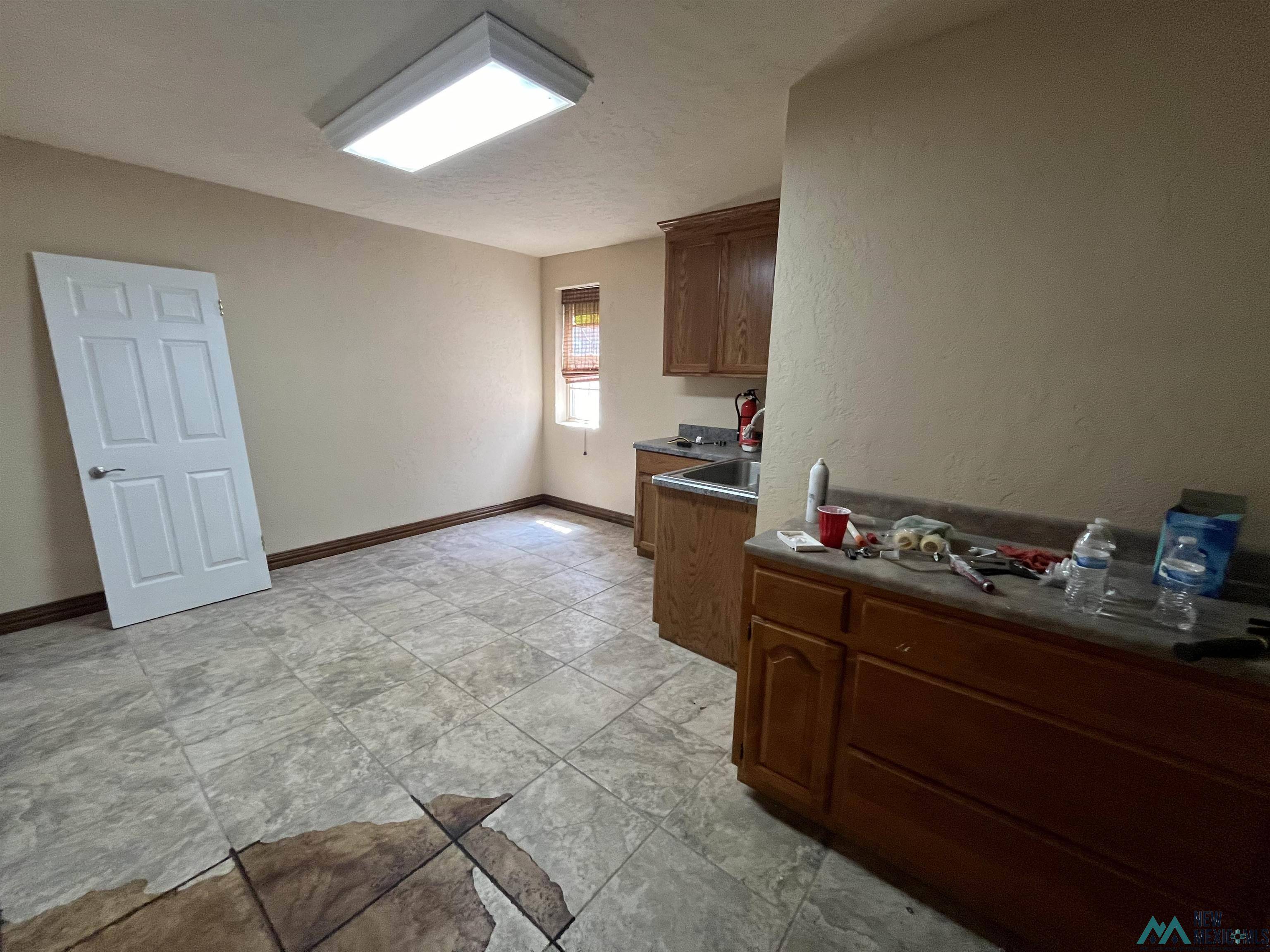 Hobbs, NM 88240,118 N Turner Street