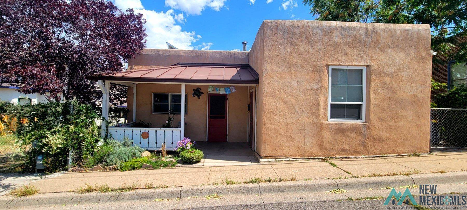 Silver City, NM 88061,110 N BAYARD Street