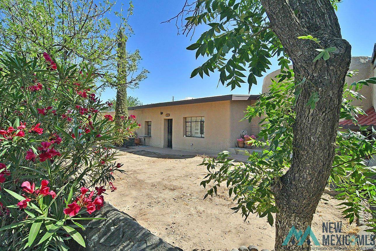 Las Cruces, NM 88032,5470 Abeyta Road