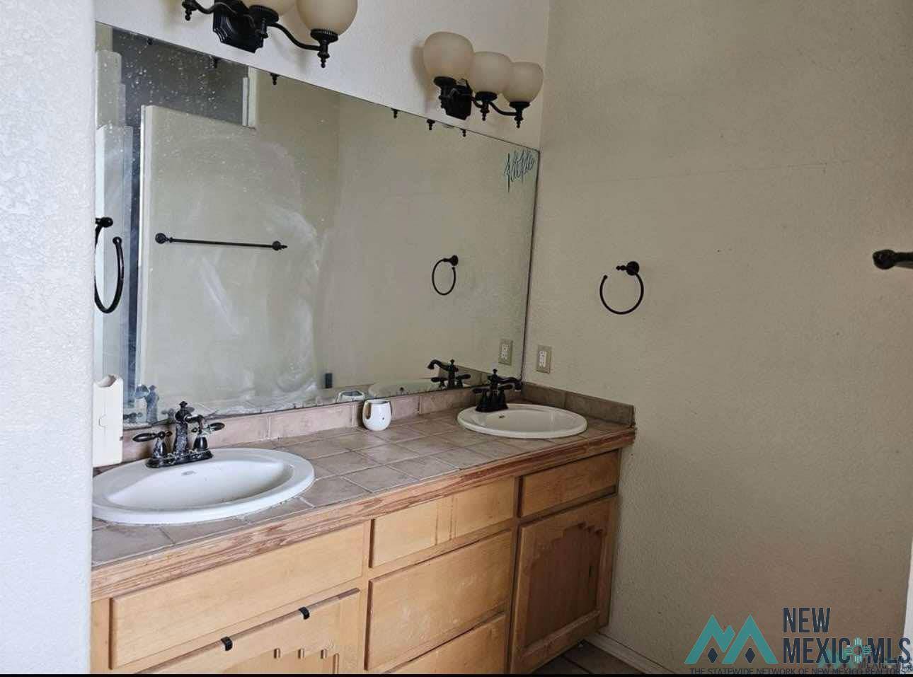Artesia, NM 88210,1402 S Twenty-Fourth Street