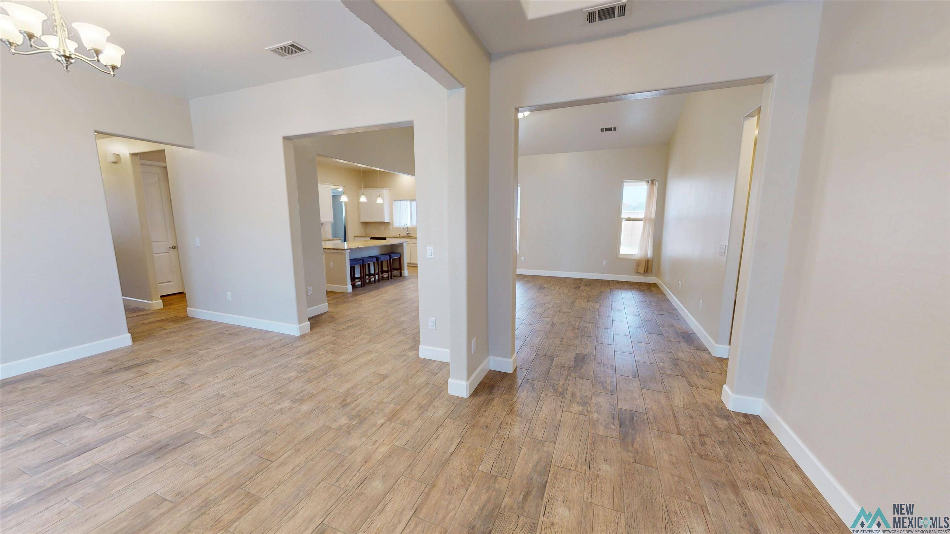Hobbs, NM 88240,1713 W Poco