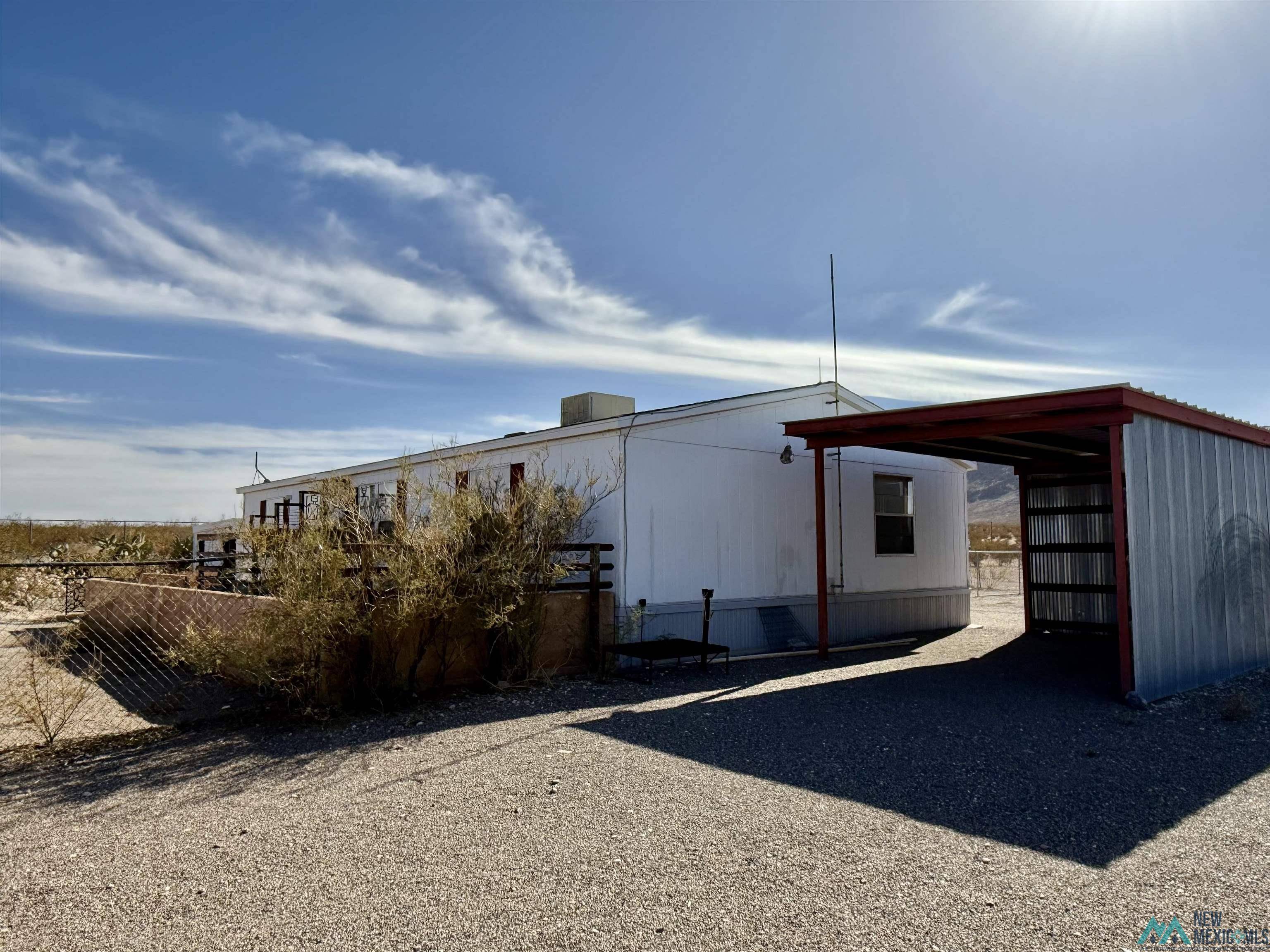 Deming, NM 88030,10100 Hwy 549 Highway