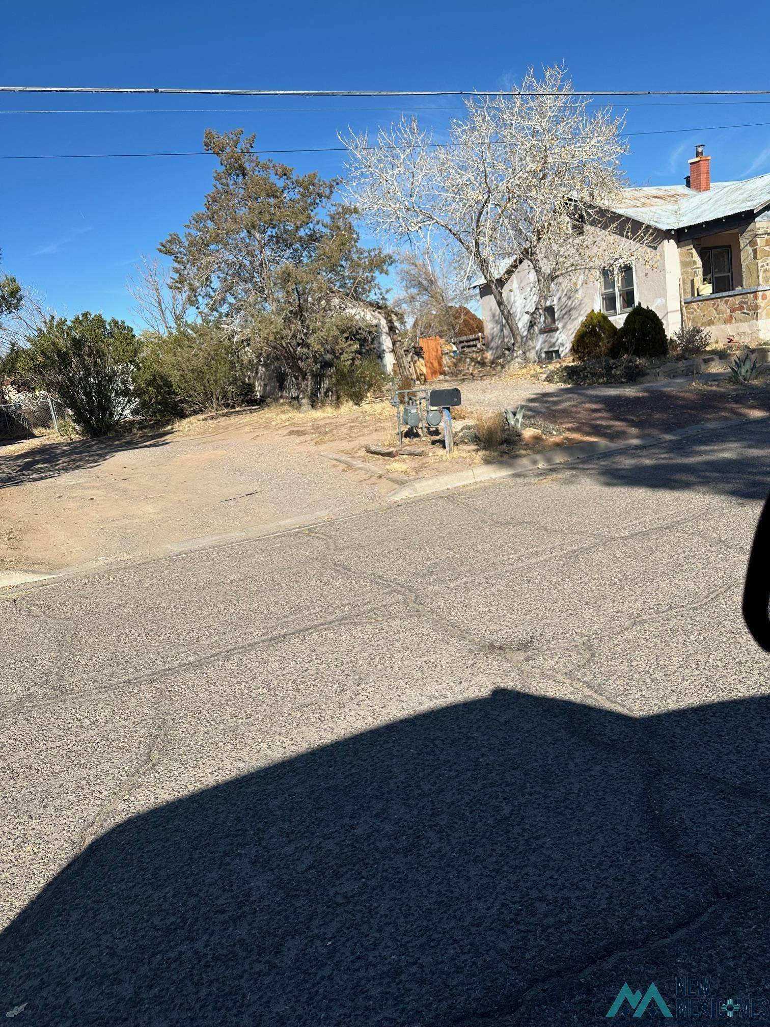 Truth Or Consequences, NM 87901,112 E 7th Street