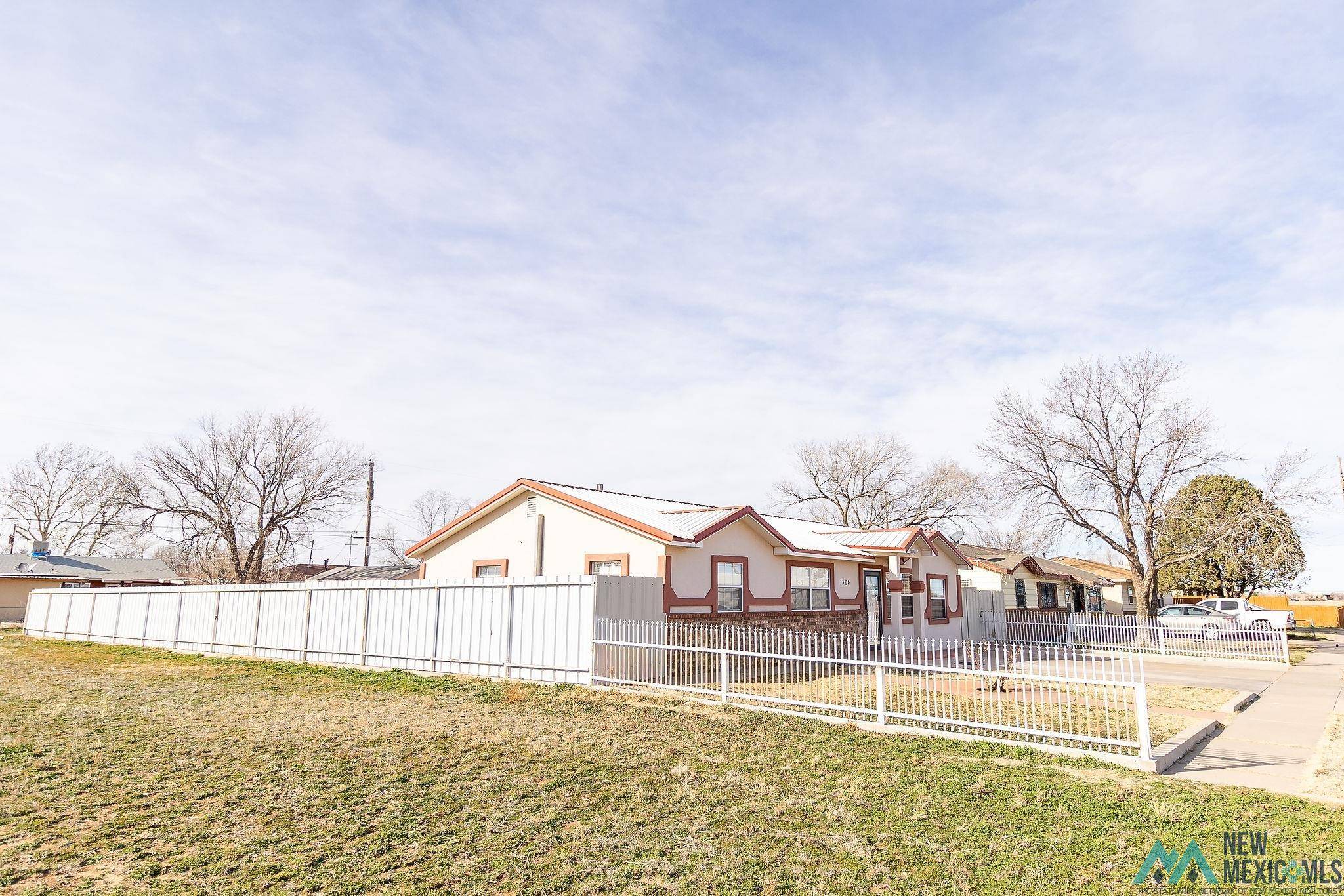 Clovis, NM 88101,1304 Hondo Street