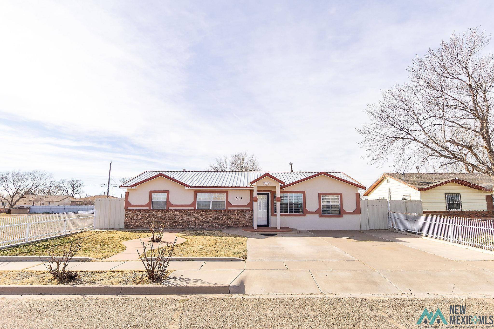 Clovis, NM 88101,1304 Hondo Street