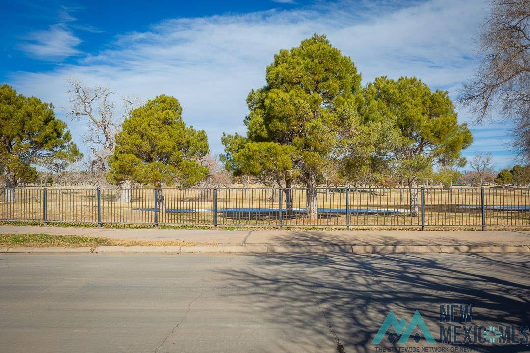 Roswell, NM 88201,1614 W 3rd Street
