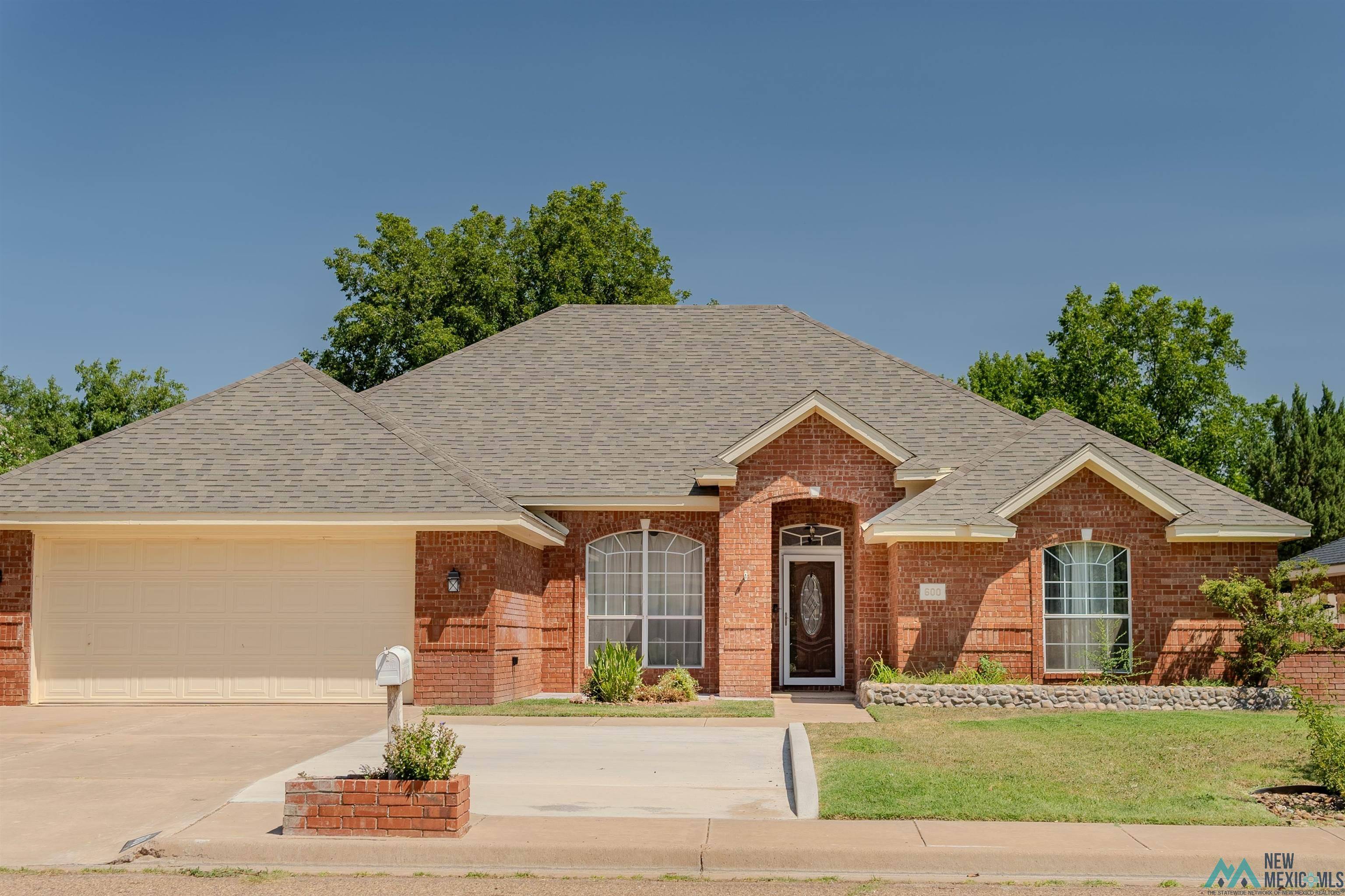 Clovis, NM 88101,600 Chanticleer Place