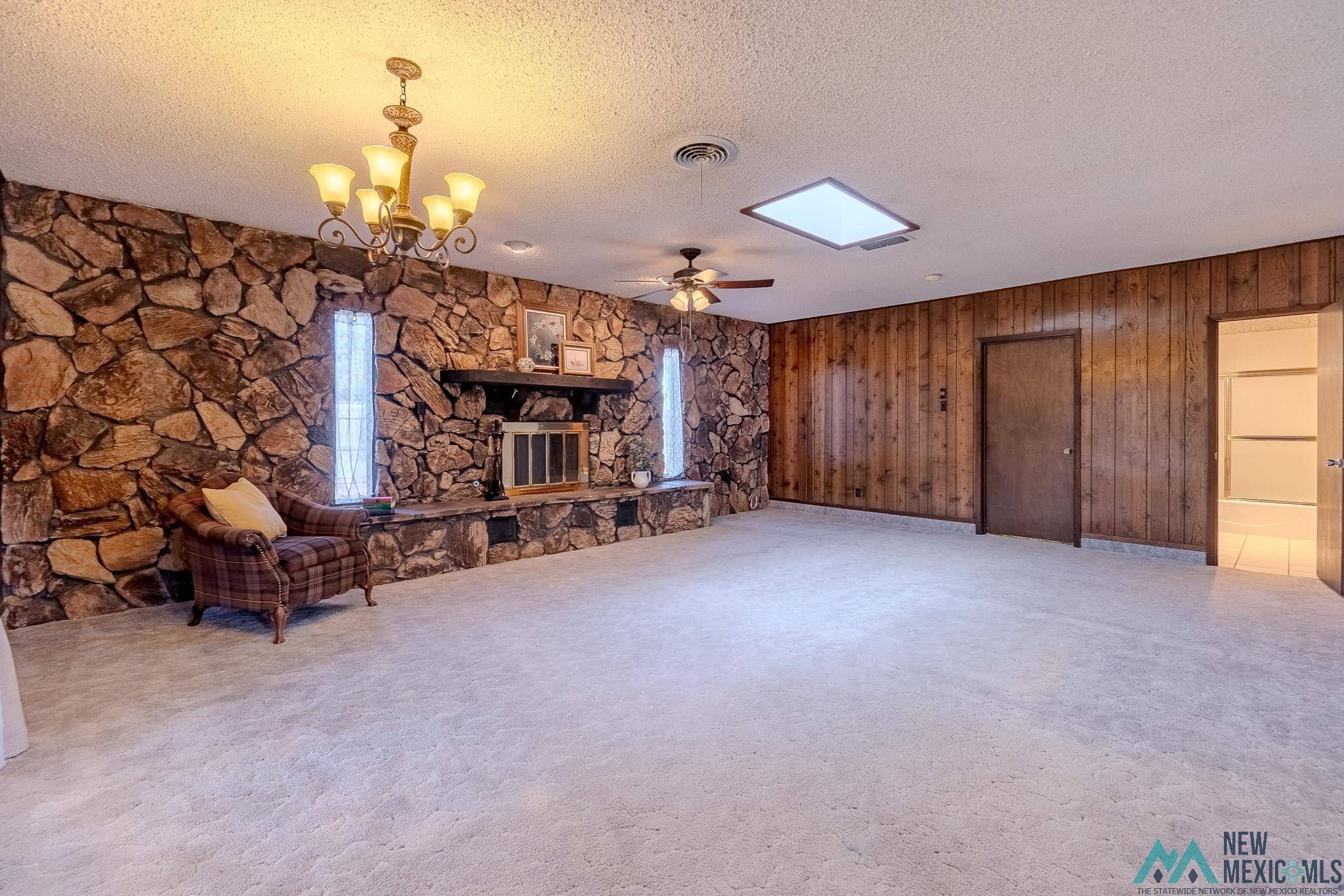 Clovis, NM 88101,316 W Plains Avenue