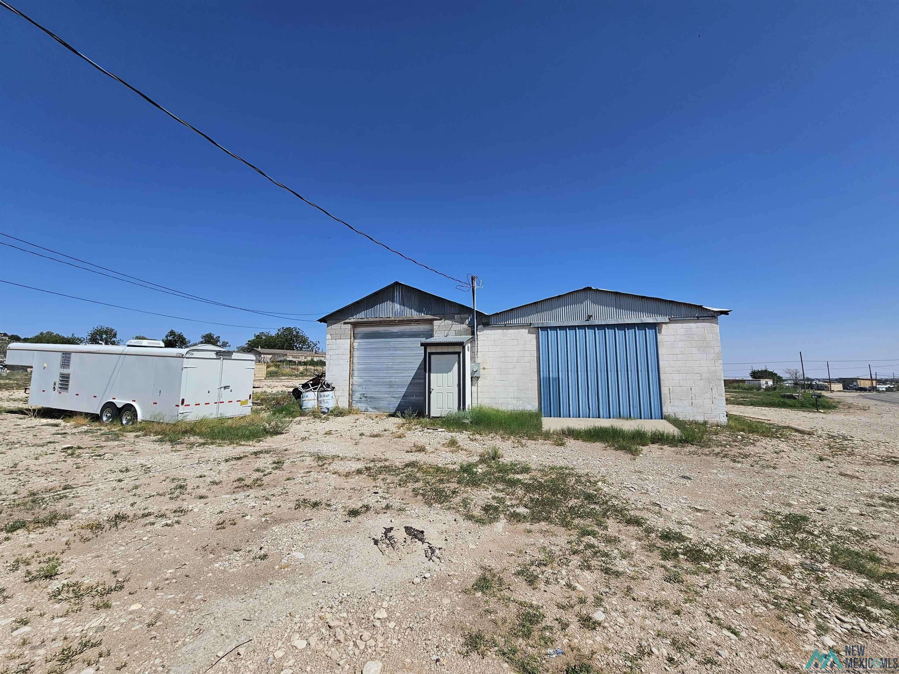 Carlsbad, NM 88220,204 N Happy Valley Road