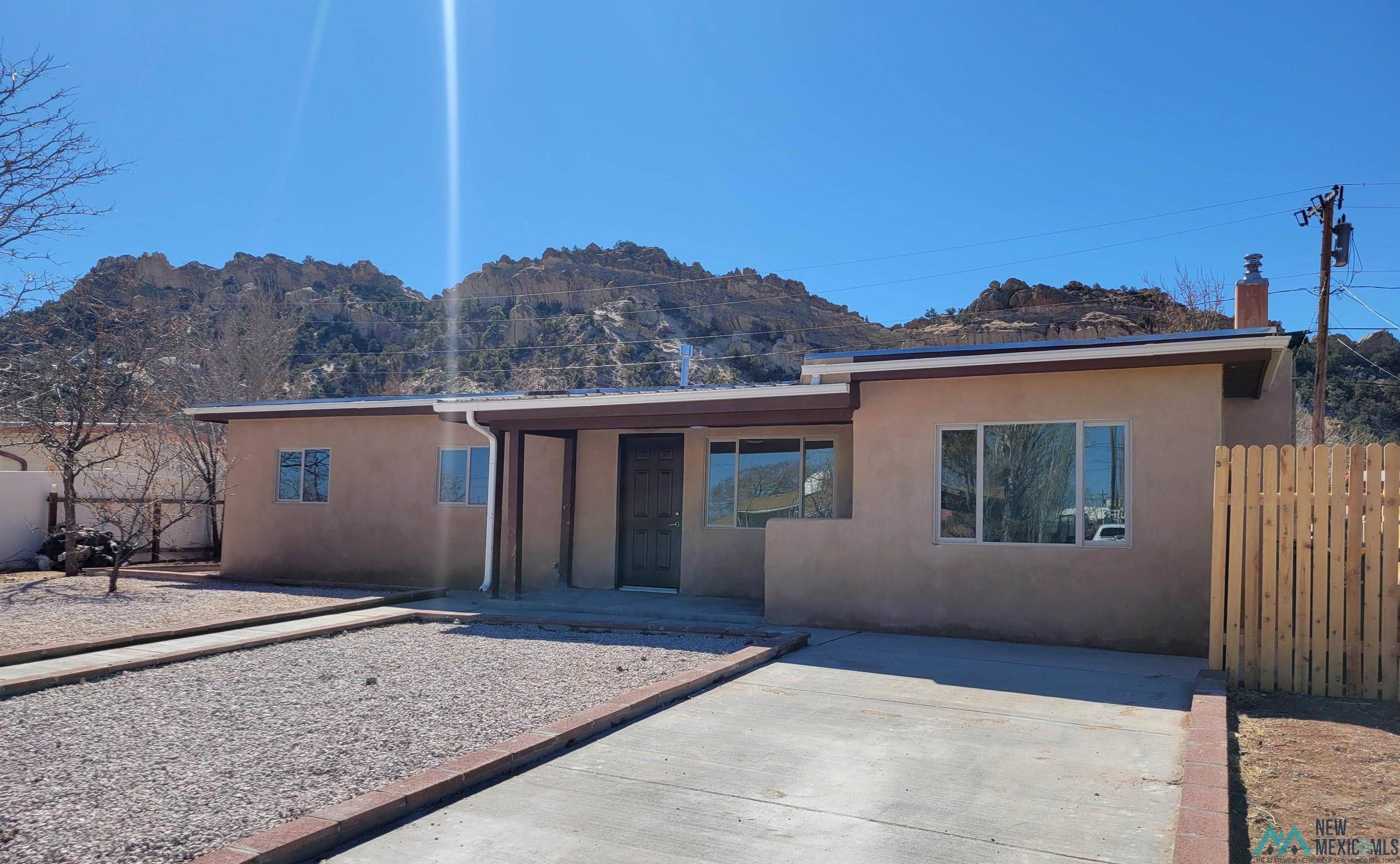 Gallup, NM 87301,3406 Ciniza Drive
