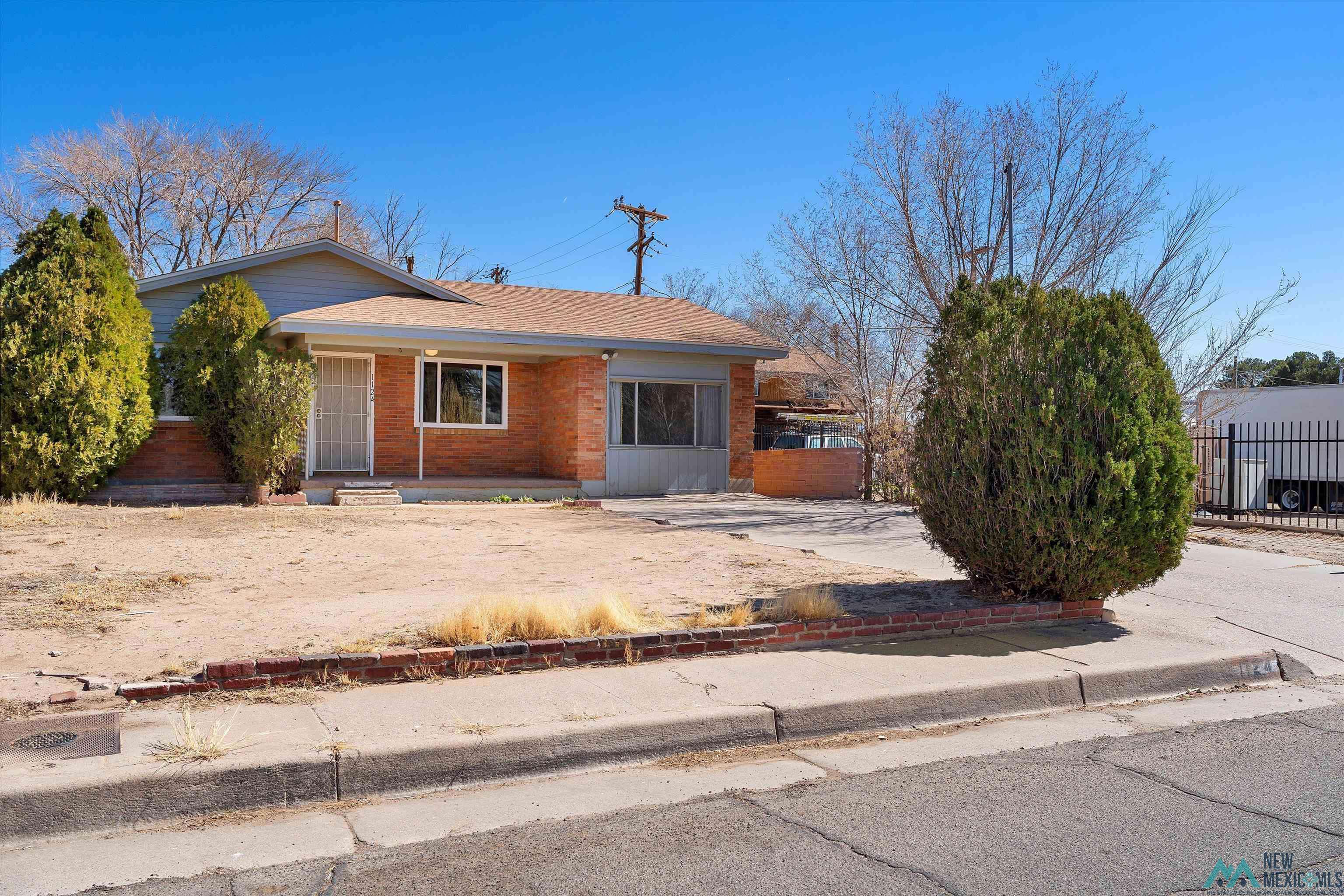 Albuquerque, NM 87108,1124 SE Kentucky Street