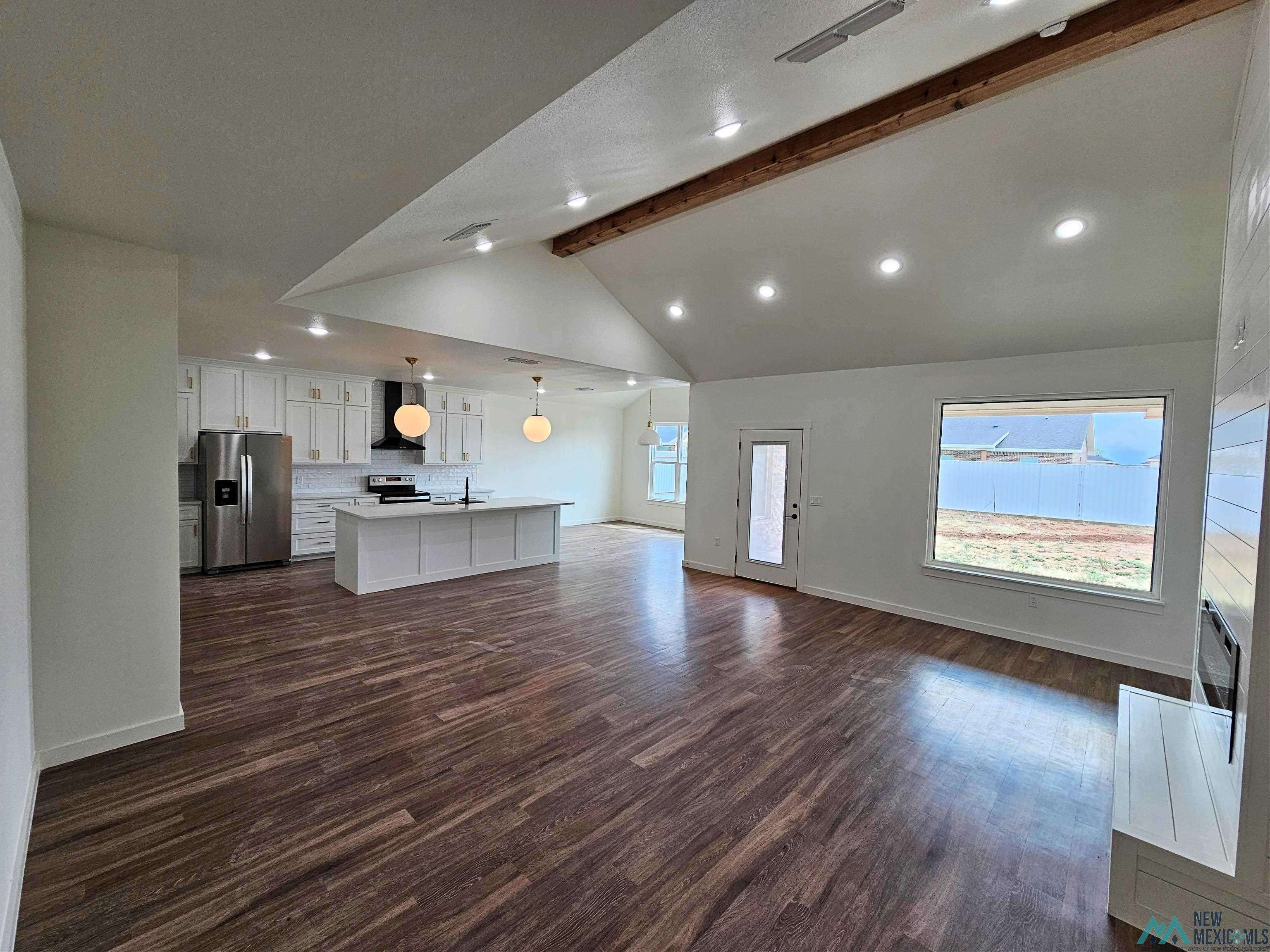 Clovis, NM 88101,301 Primrose Point