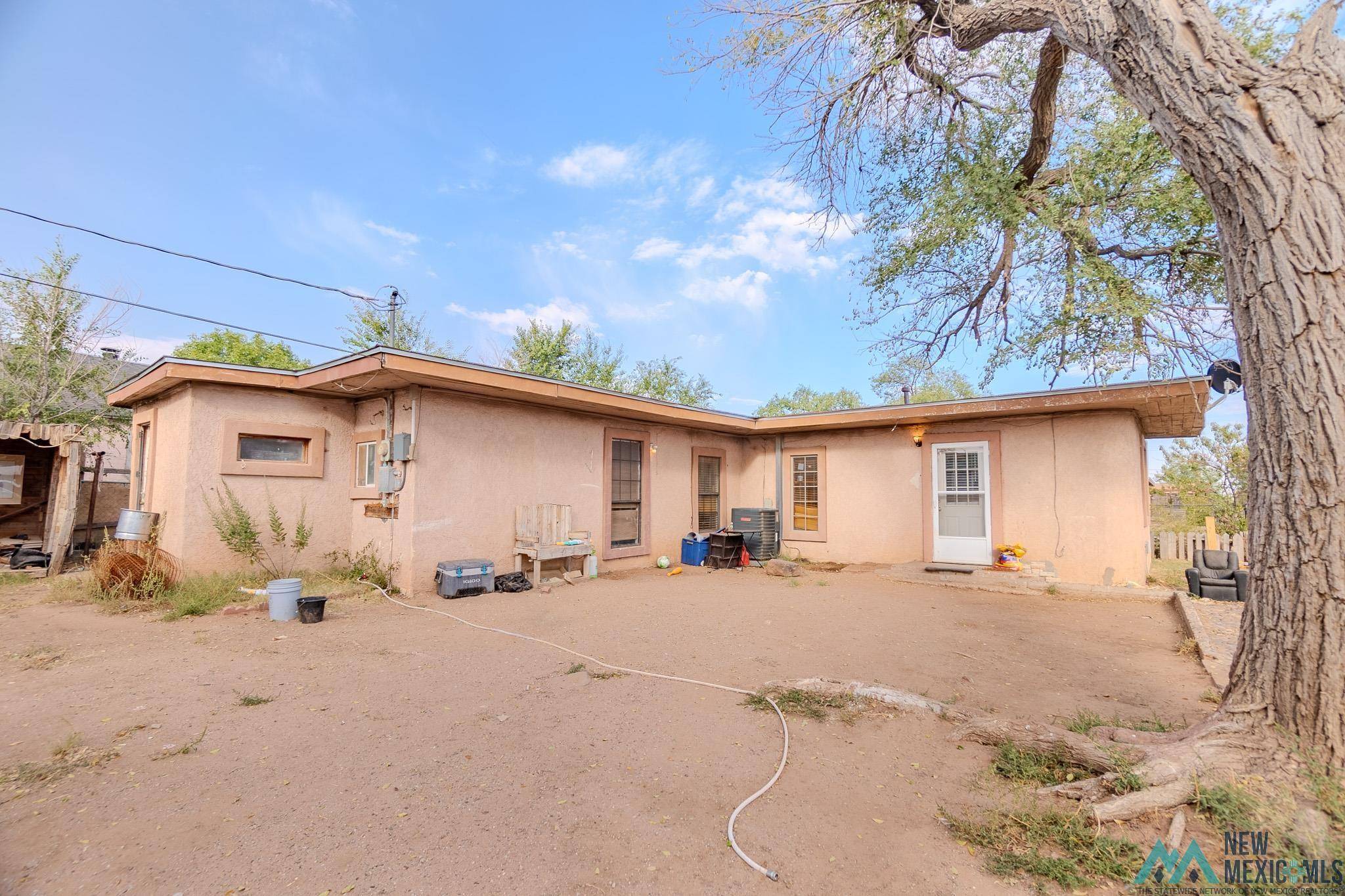 Clovis, NM 88101,814 E 4th Street