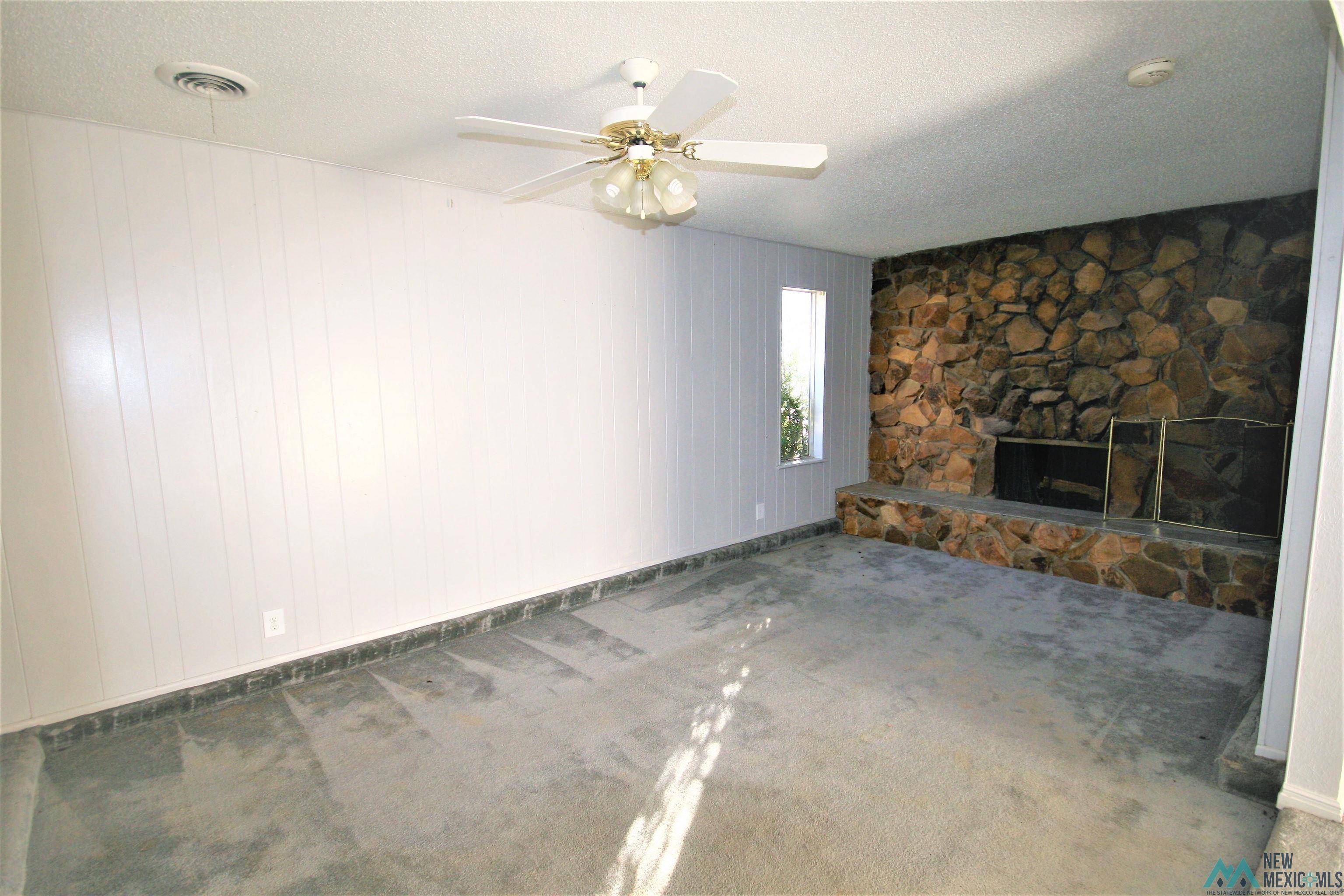 Clovis, NM 88101,620 Circle Dr. Drive