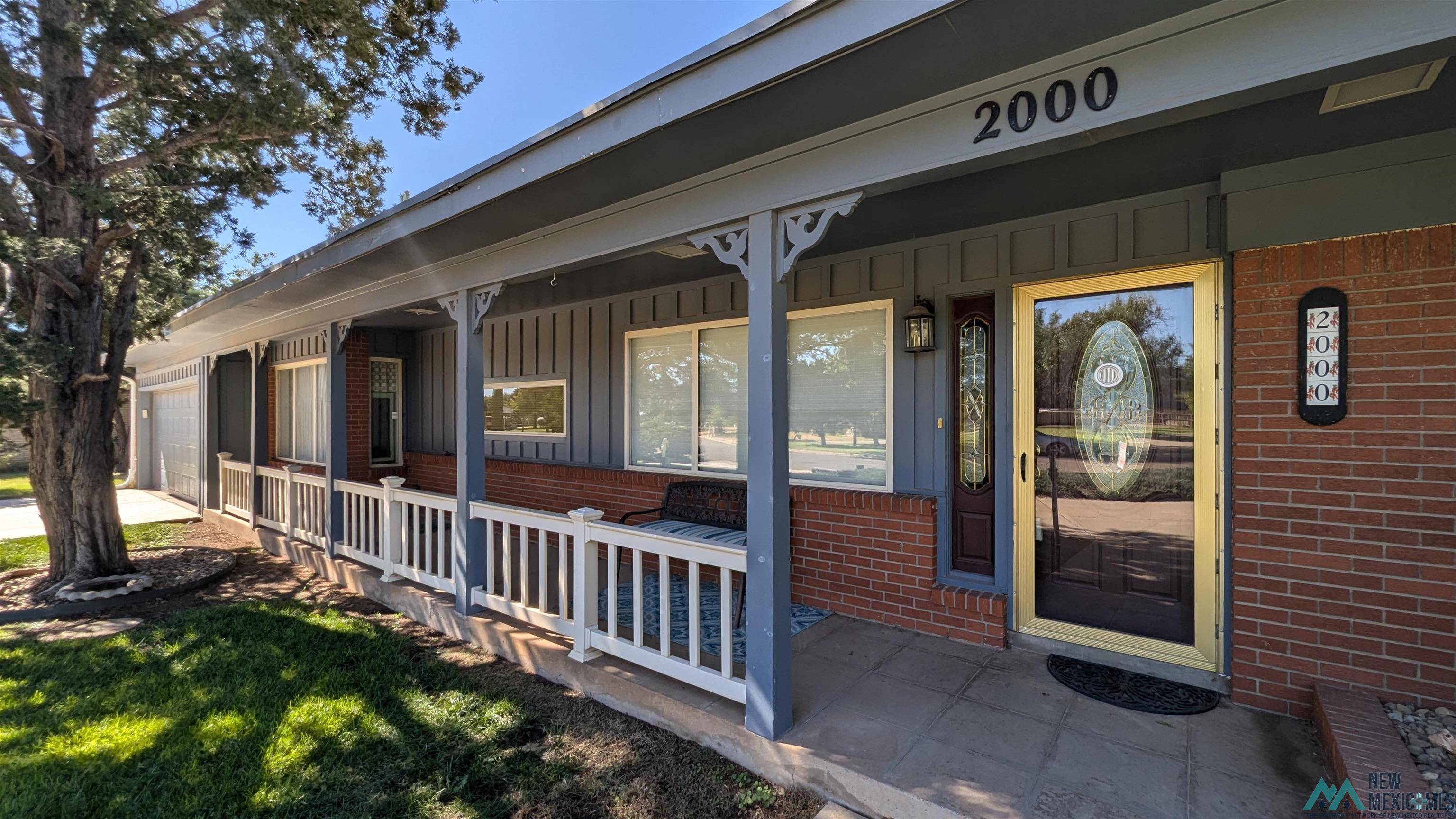 Clovis, NM 88101-5069,2000 Wilshire Boulevard