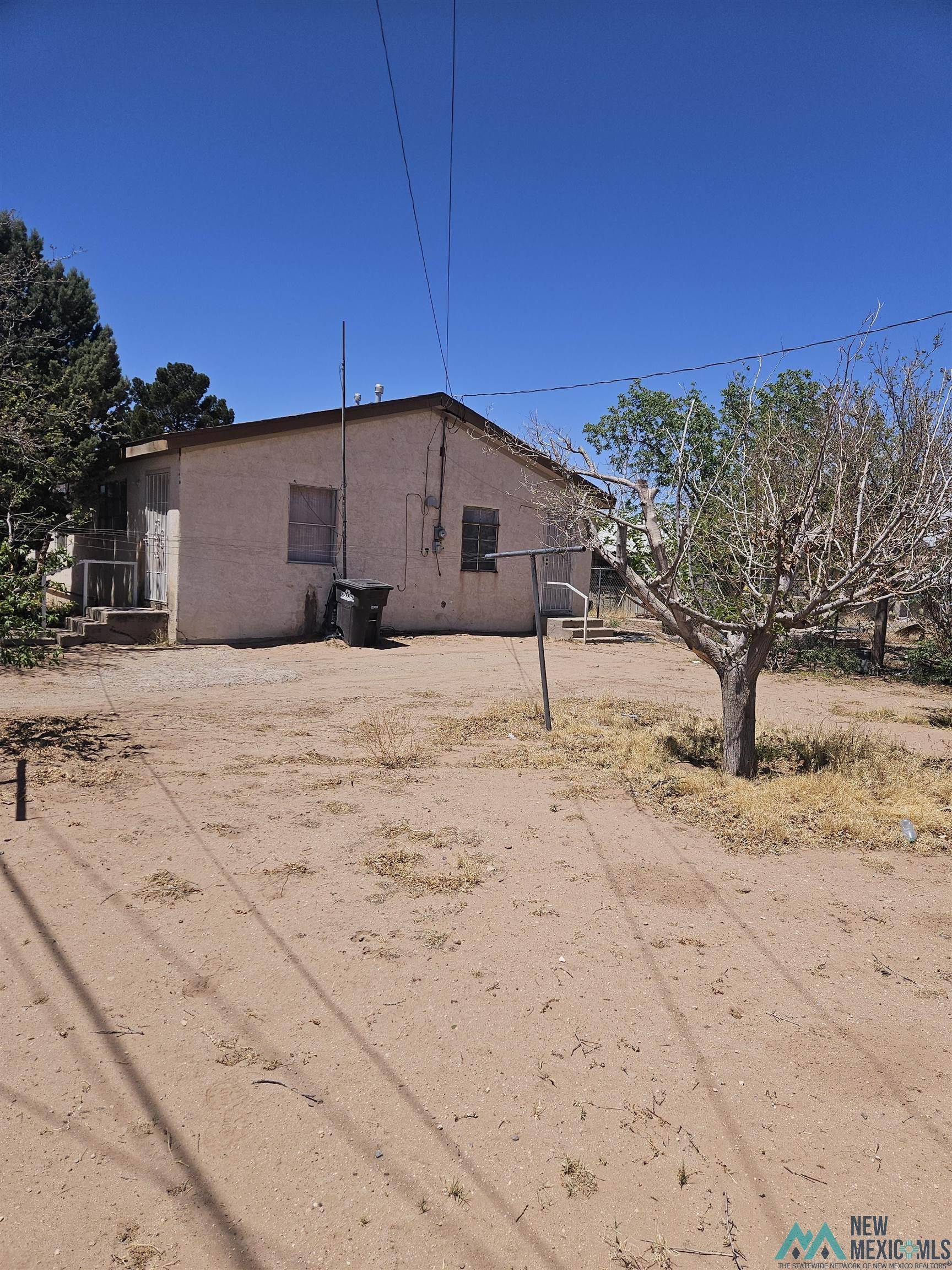 Deming, NM 88030,721 S 12th St
