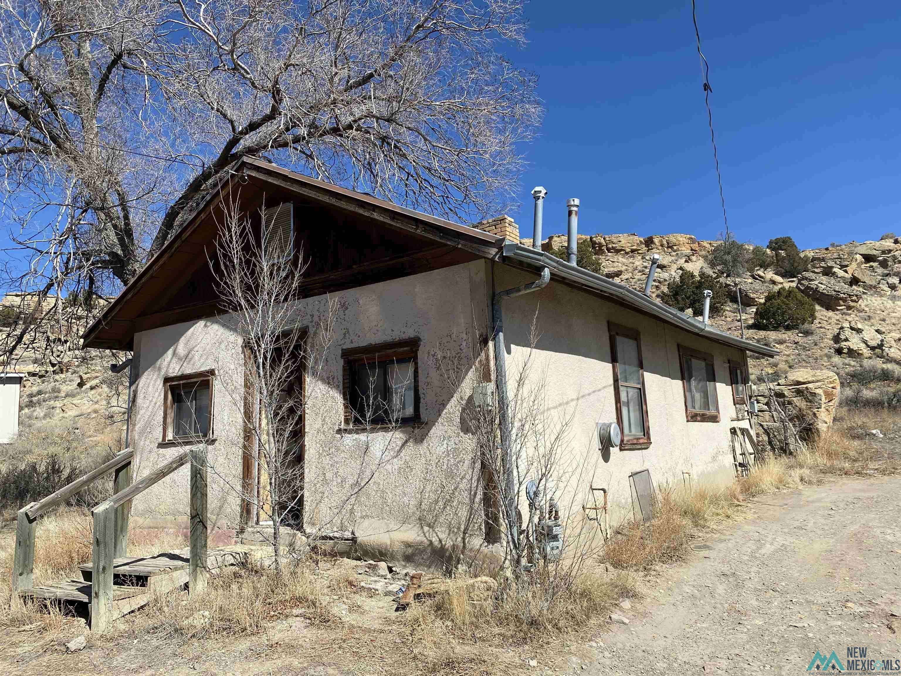 Gallup, NM 87301,702 N Mission Street