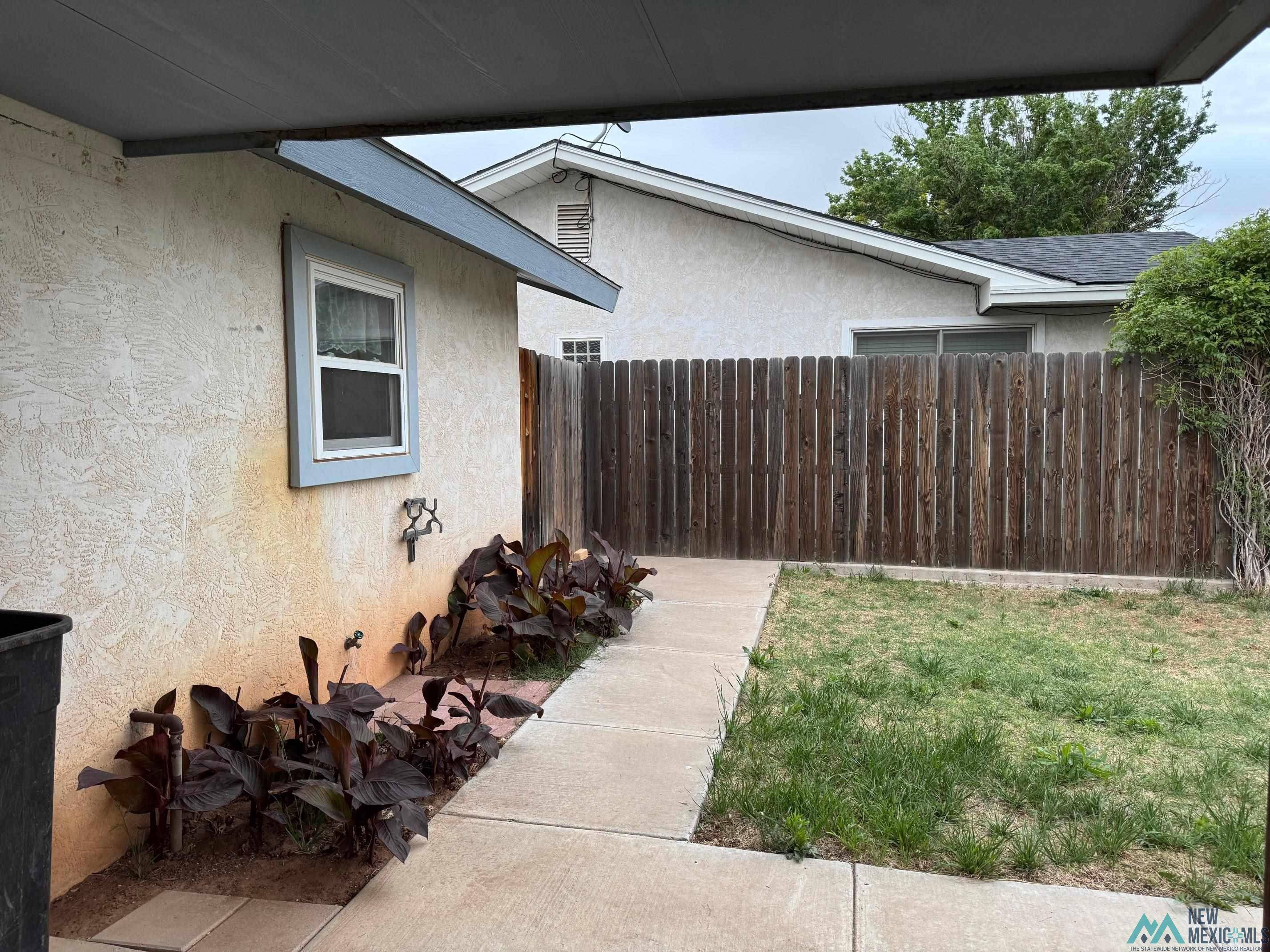 Clovis, NM 88101,1809 Jonquil Park Drive