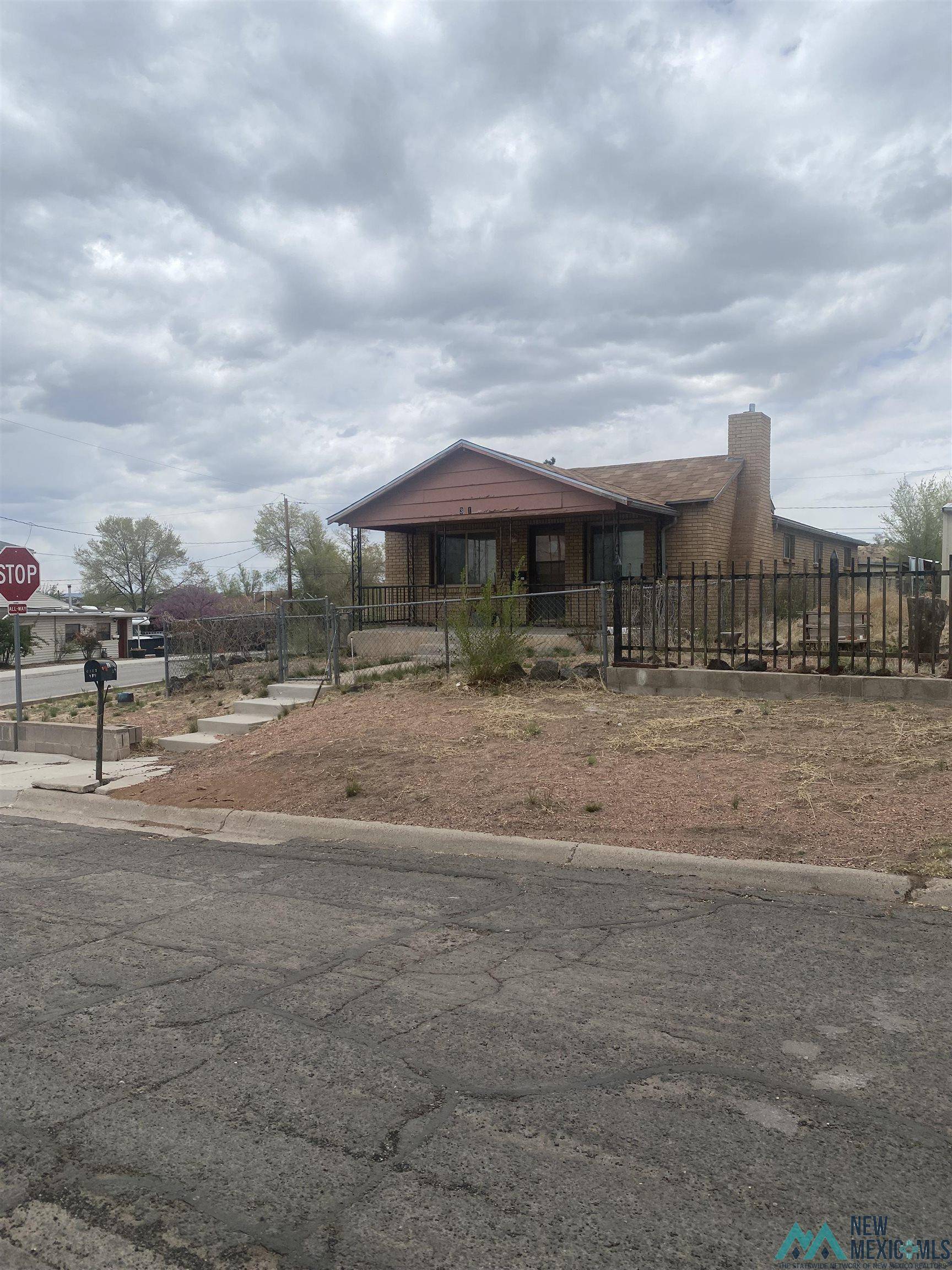 Gallup, NM 87301,301 E Adams Street