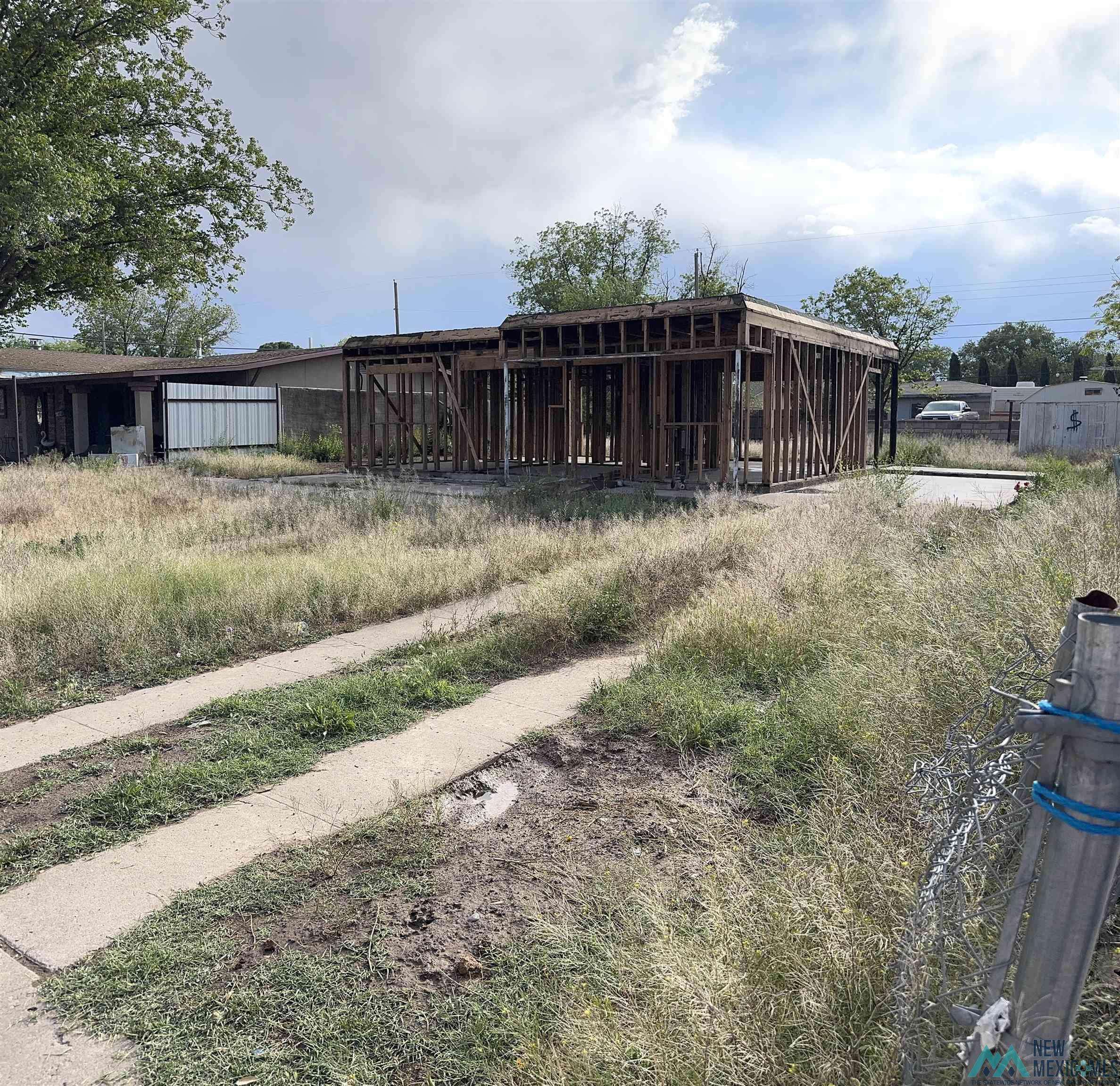 Roswell, NM 88201,802 N Beech Avenue
