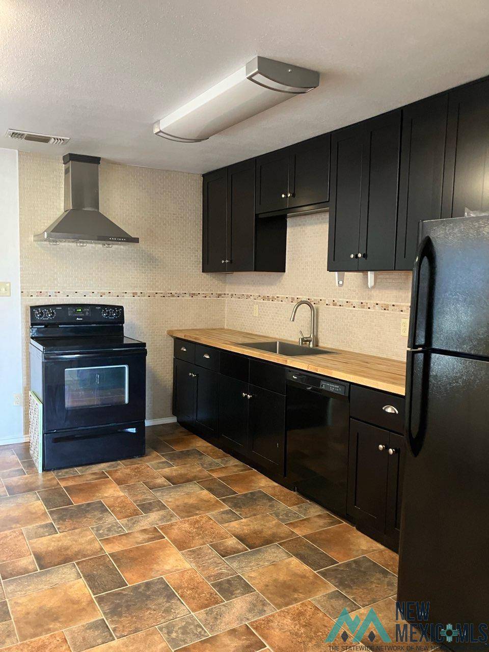 Tucumcari, NM 88401,902 E Hines Avenue