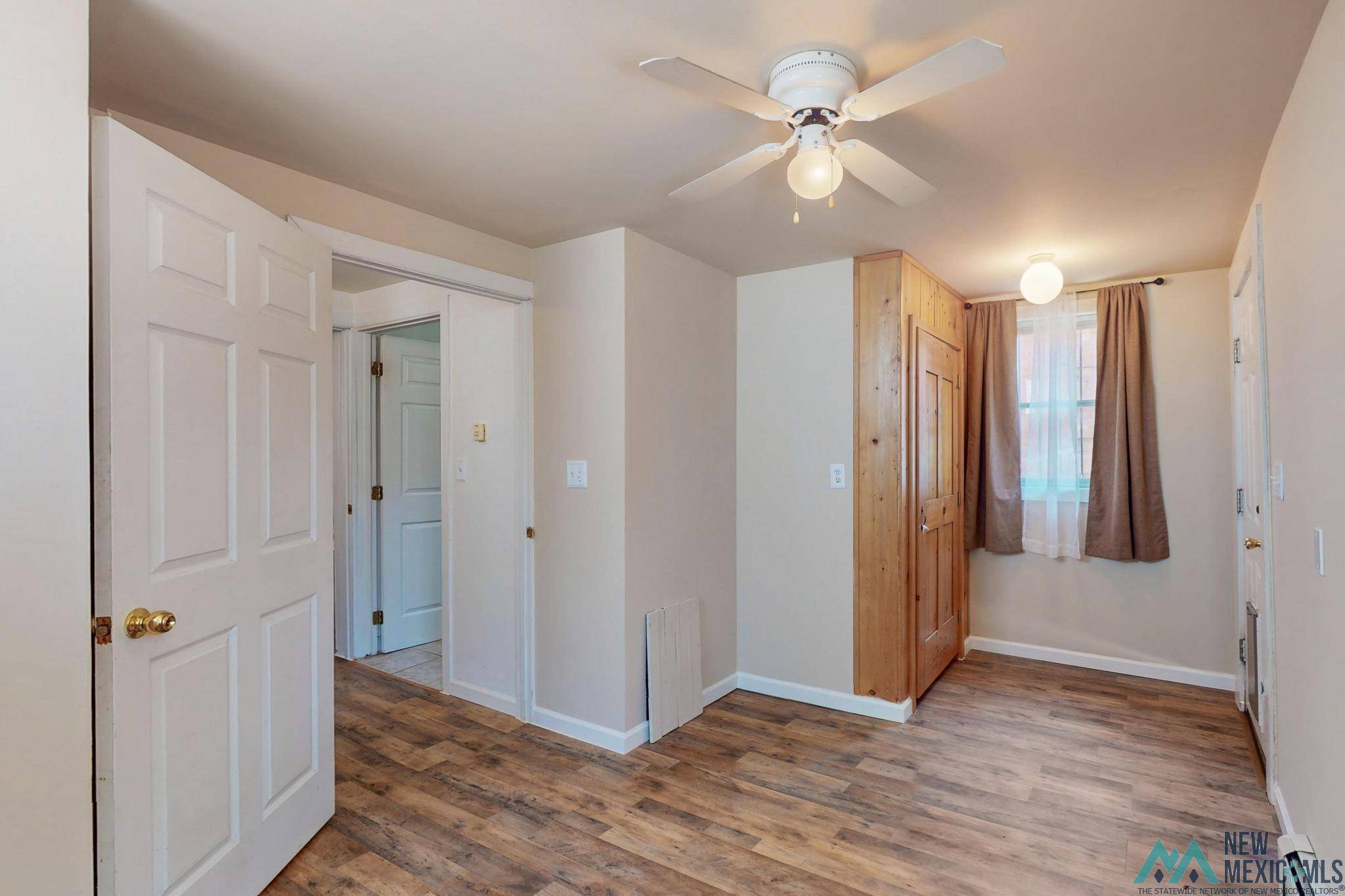 Las Vegas, NM 87701,719 6th Street