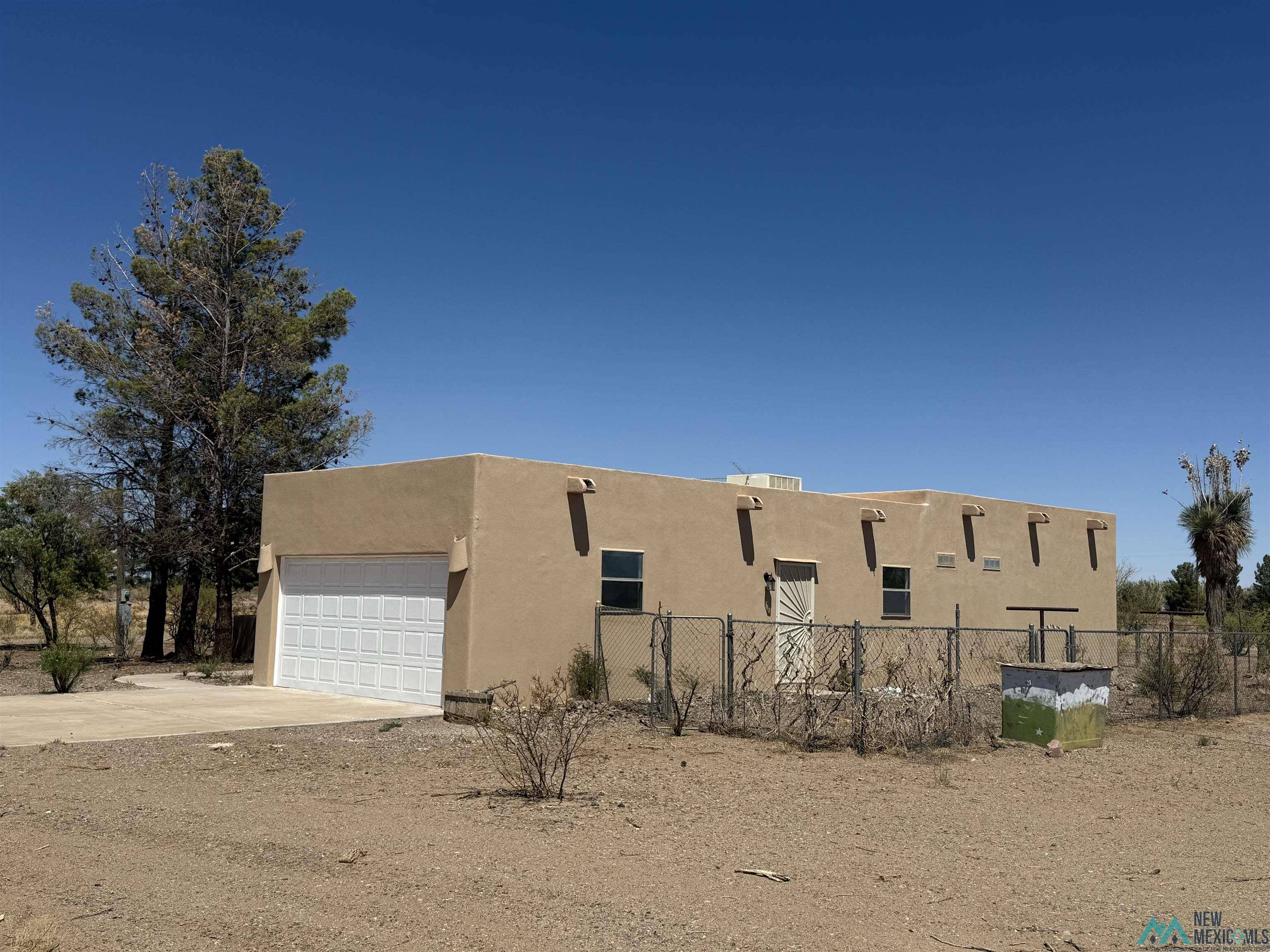 Deming, NM 88030,4047 SW Marengo Road
