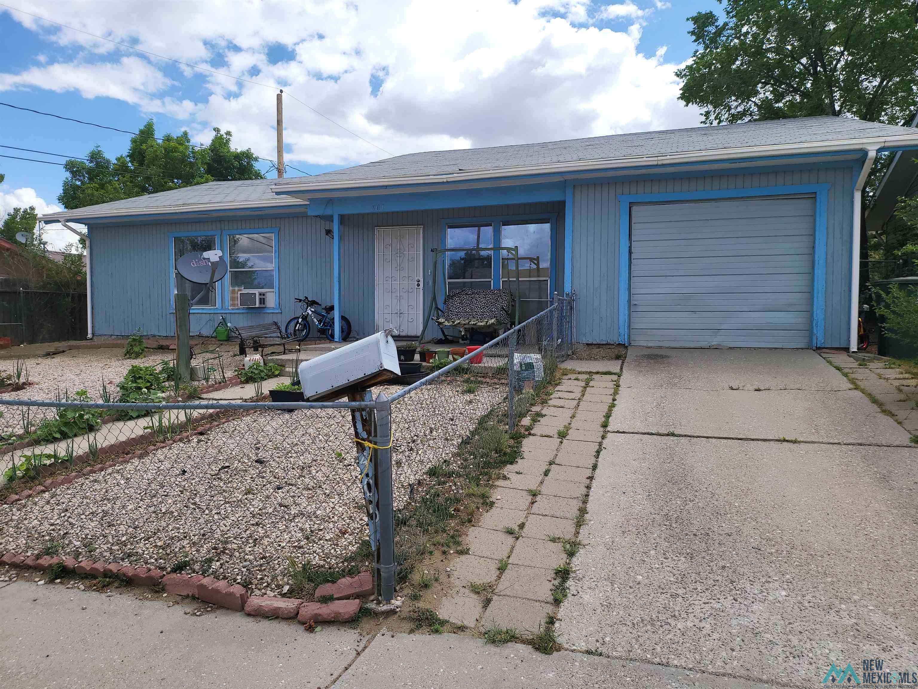 Gallup, NM 87301,901 Wagon Road
