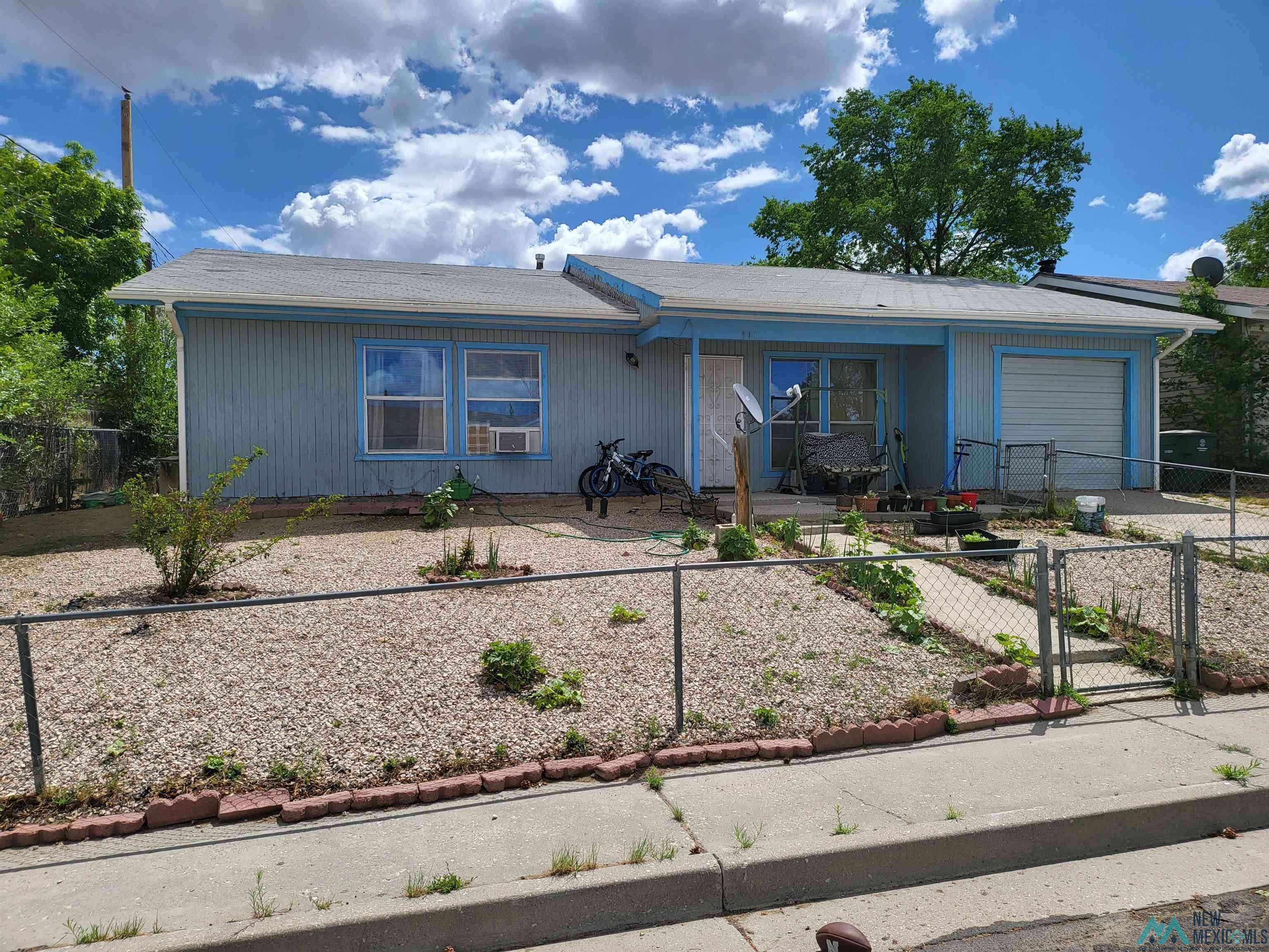 Gallup, NM 87301,901 Wagon Road