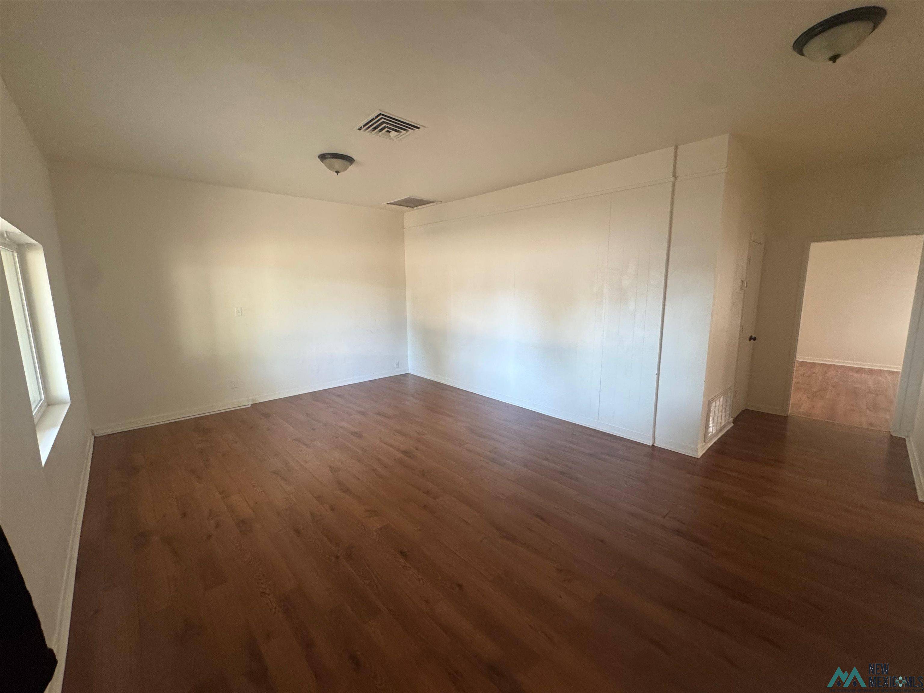 Artesia, NM 88210,607 W Grand Ave Avenue