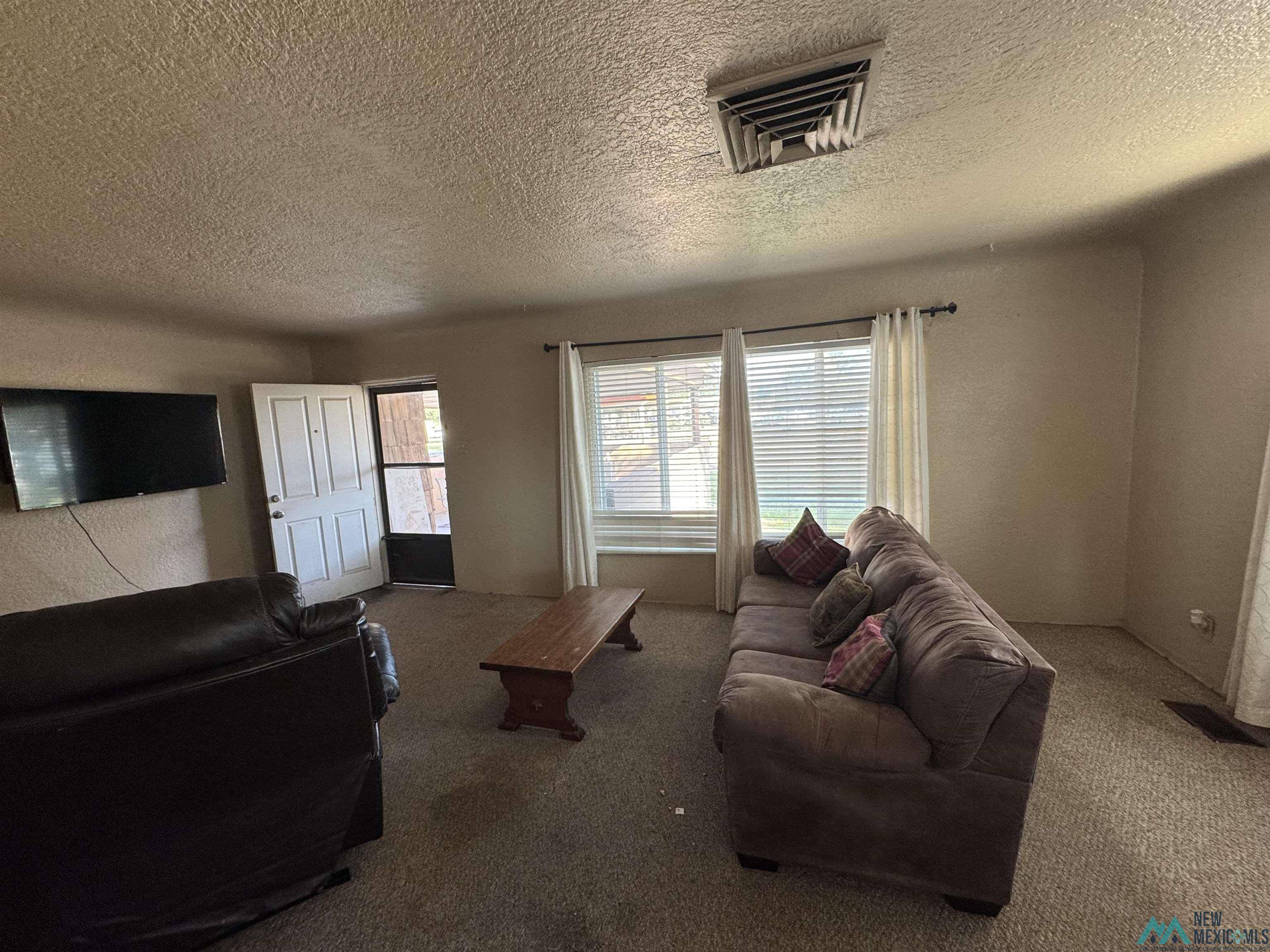 Hobbs, NM 88240,122 W Permian Drive