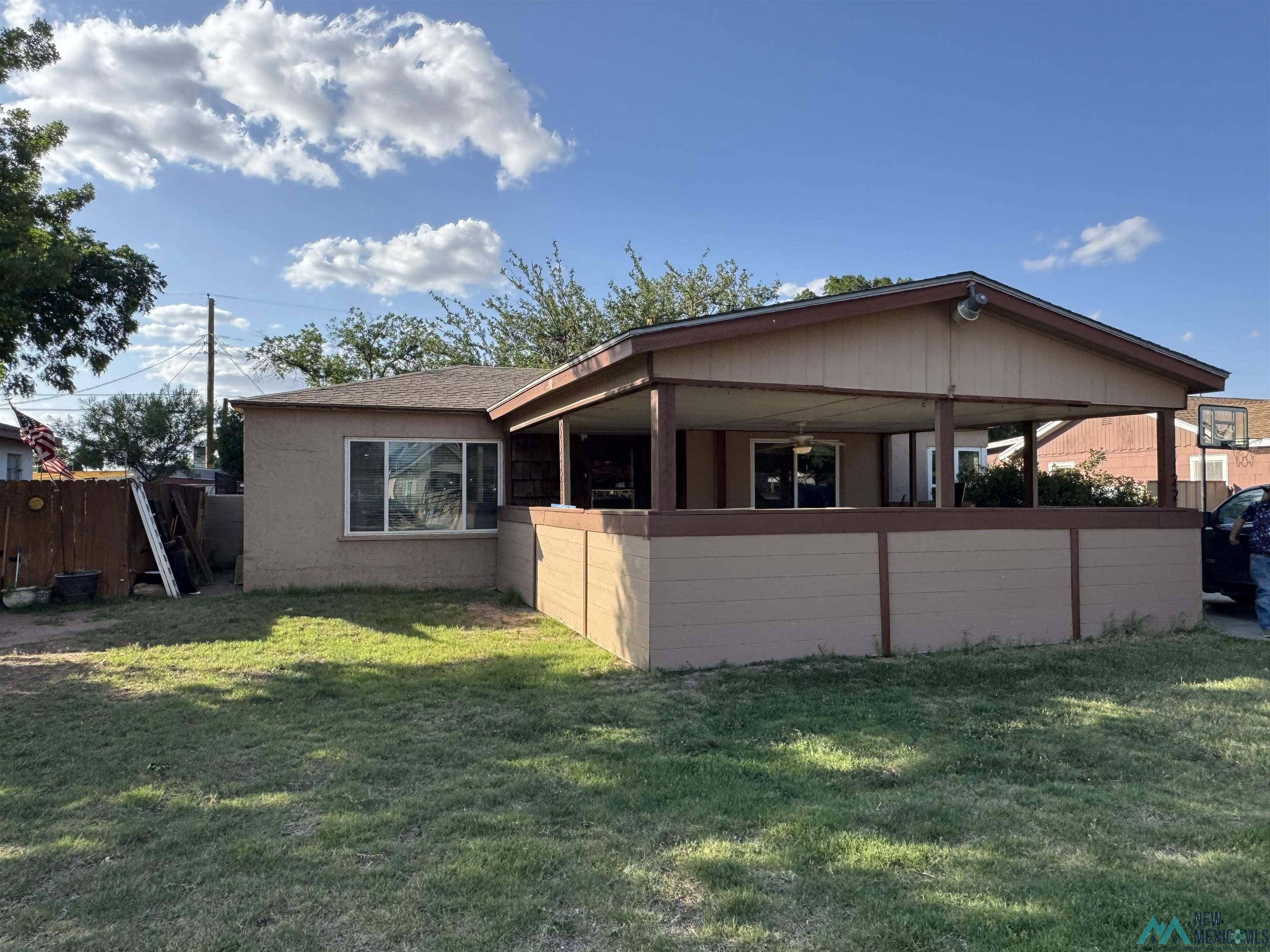 Hobbs, NM 88240,122 W Permian Drive