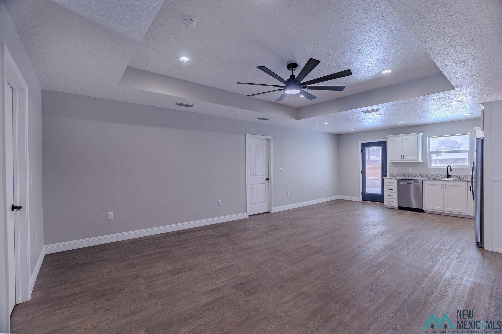 Clovis, NM 88101,220 Starlite Drive